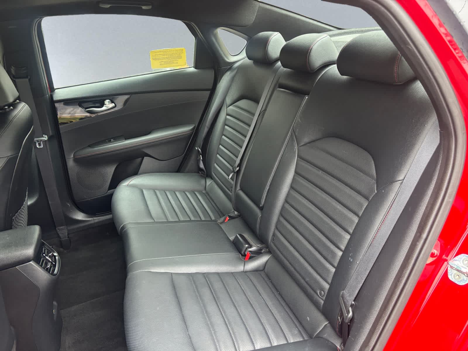 2023 Kia Forte GT - Photo 18