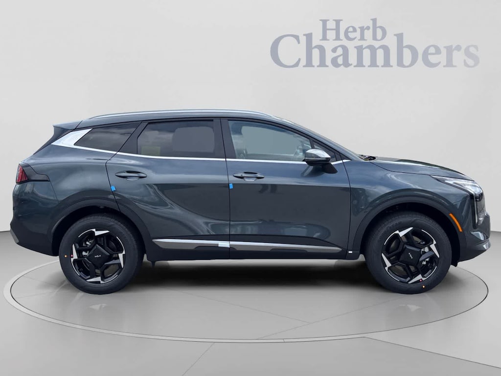 New 2026 Kia Sportage EX SUV