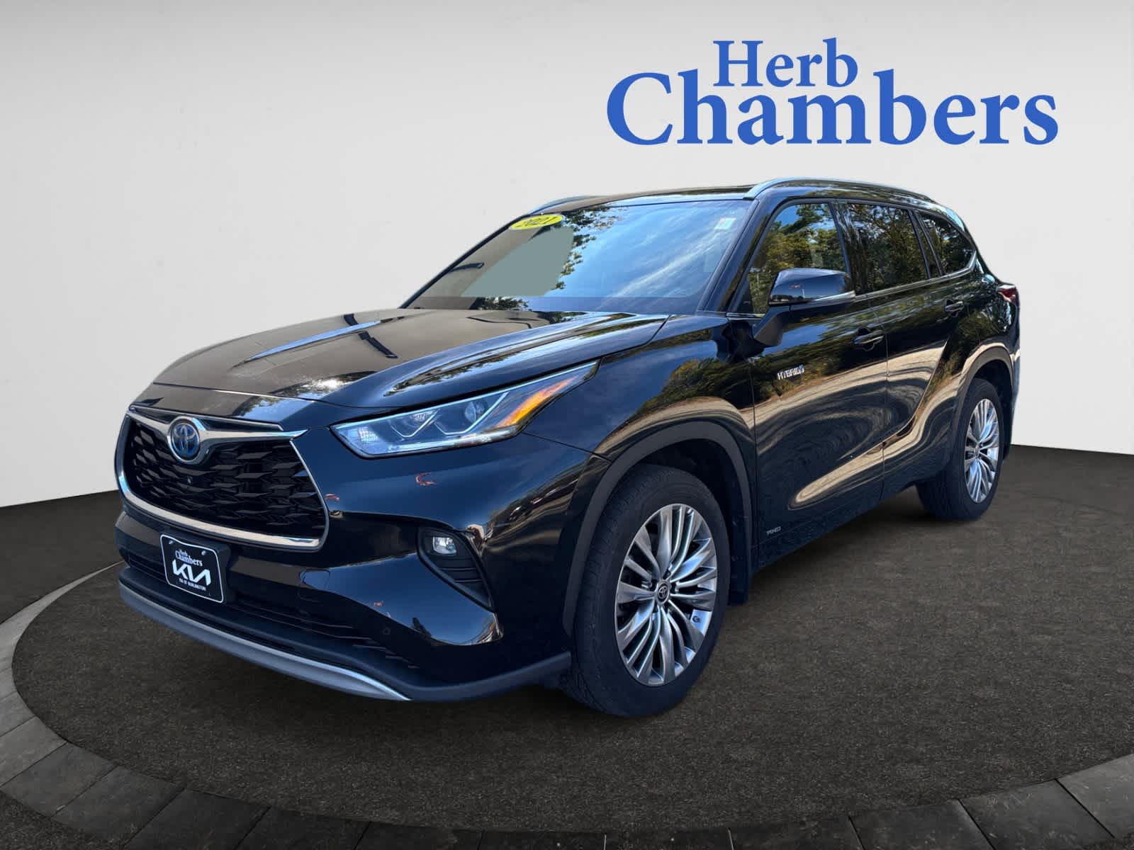 2021 Toyota Highlander Hybrid Platinum photo 4