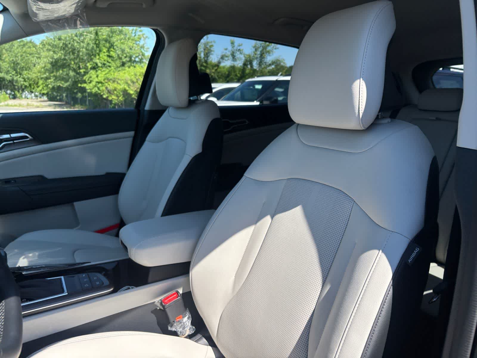 new 2026 Kia Sportage car, priced at $34,240