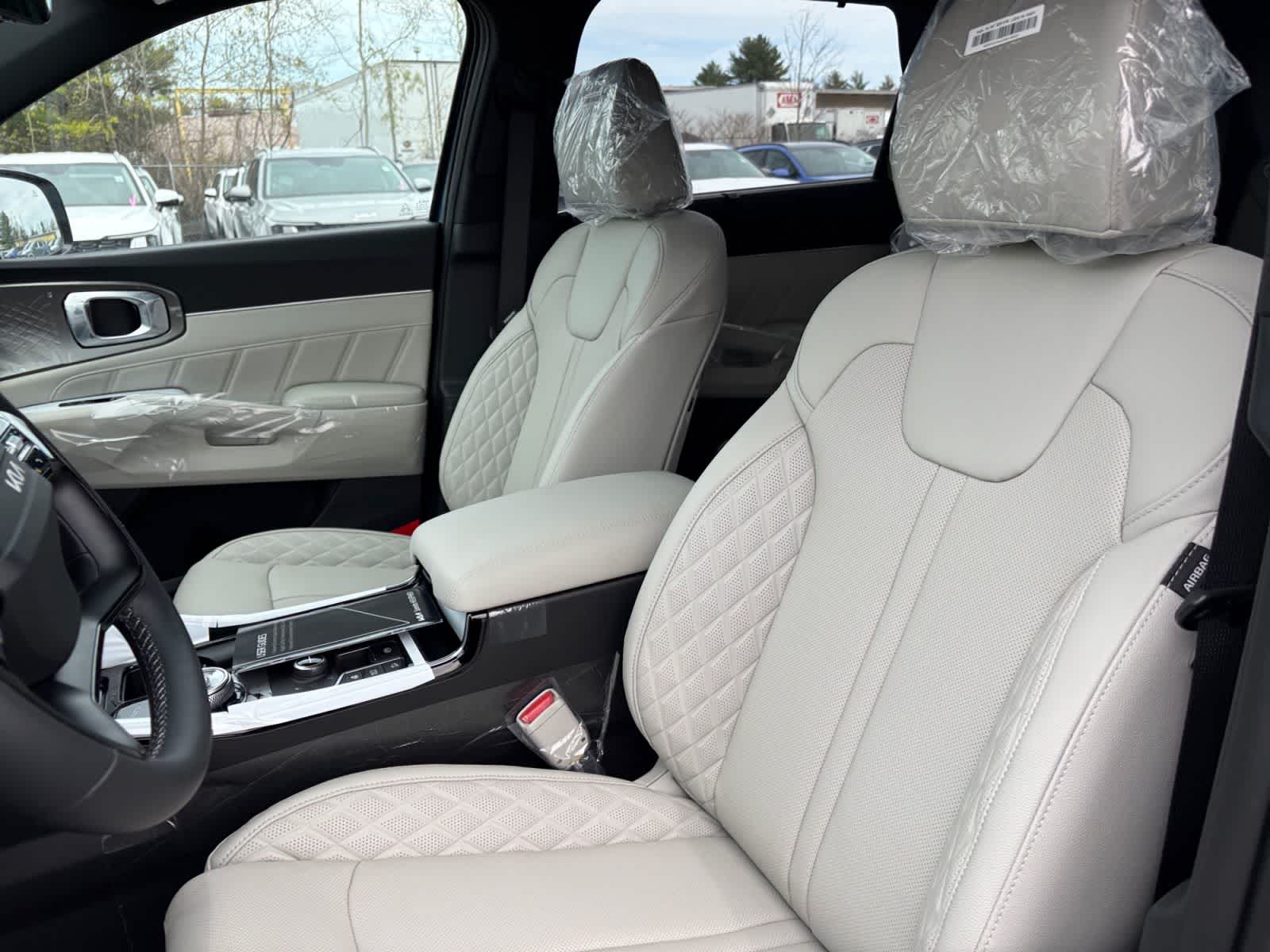 new 2026 Kia Sorento Hybrid car, priced at $48,177