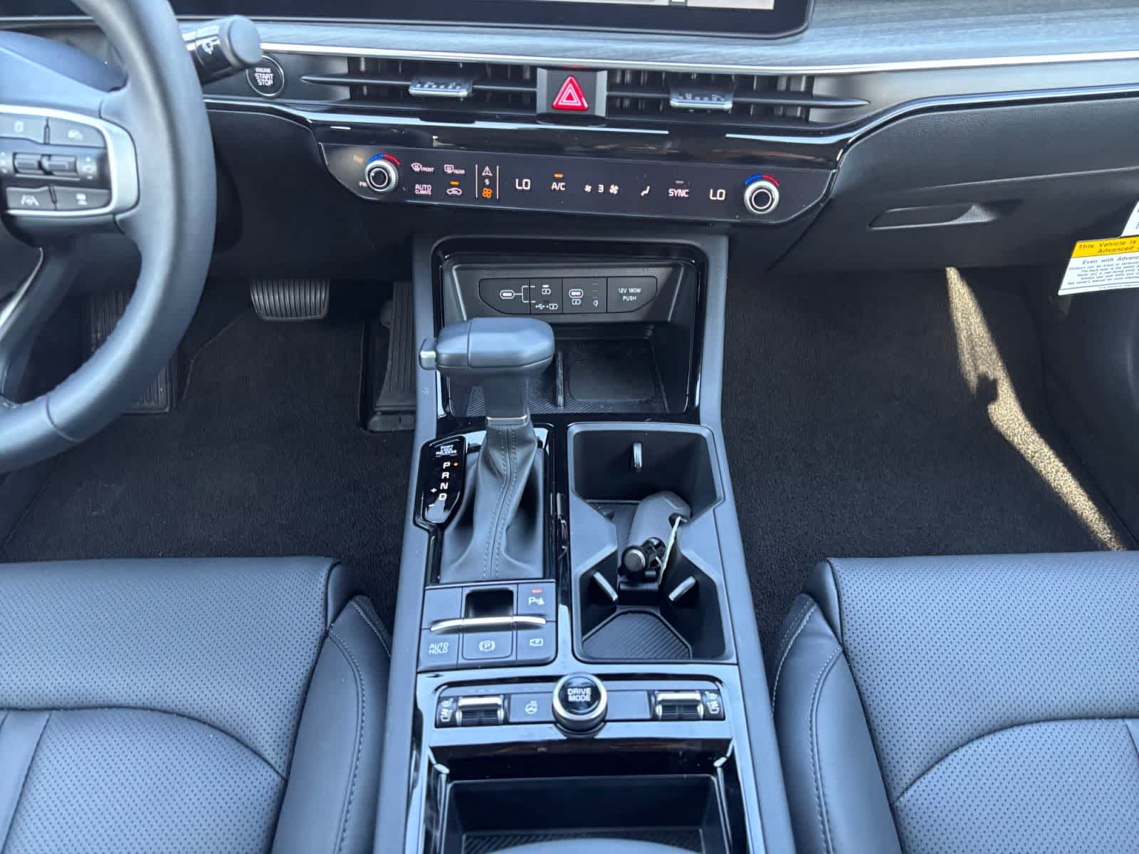 2025 Kia K5 EX - Photo 11