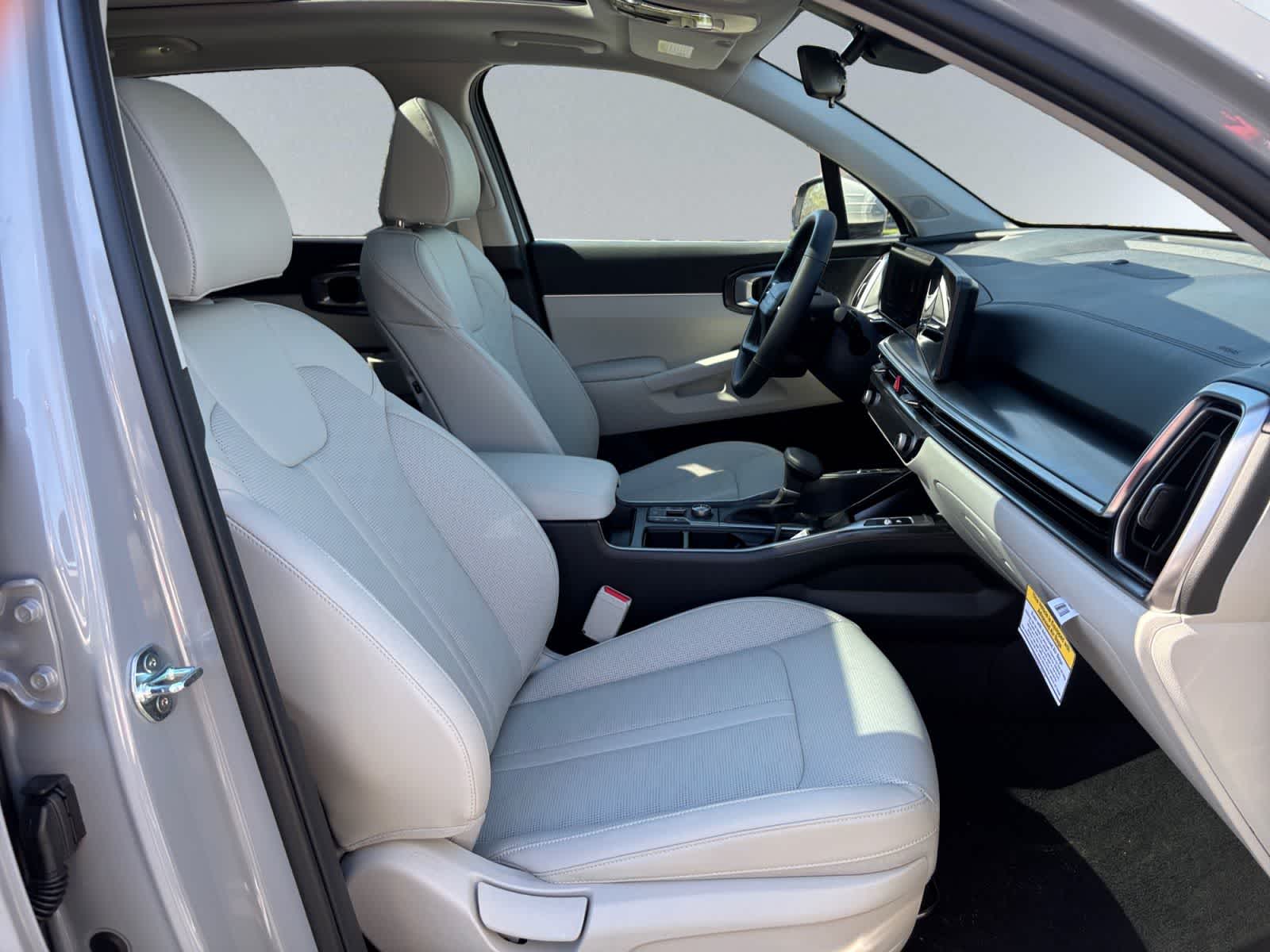 new 2026 Kia Sorento car, priced at $40,330