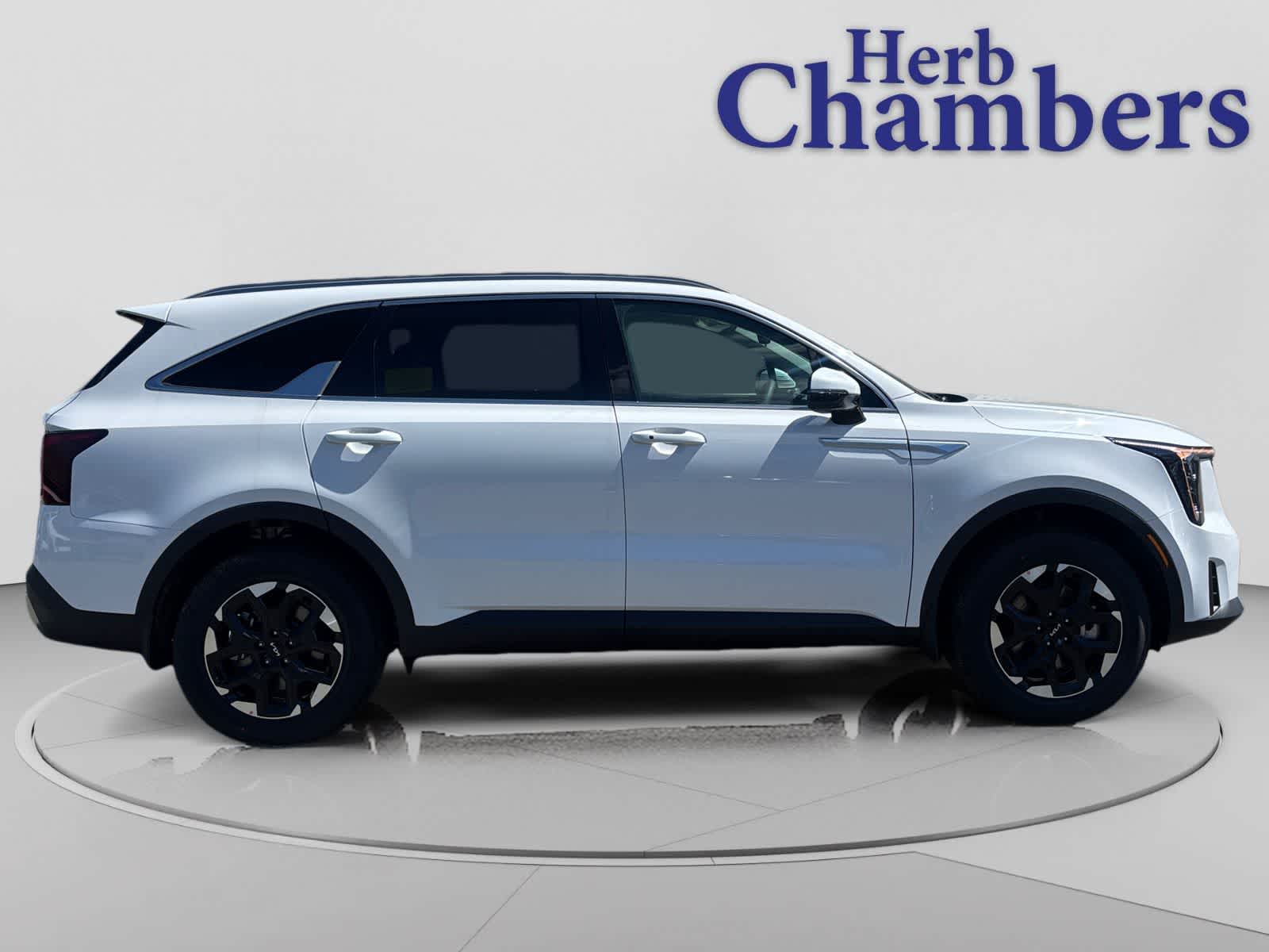 new 2026 Kia Sorento car, priced at $39,970