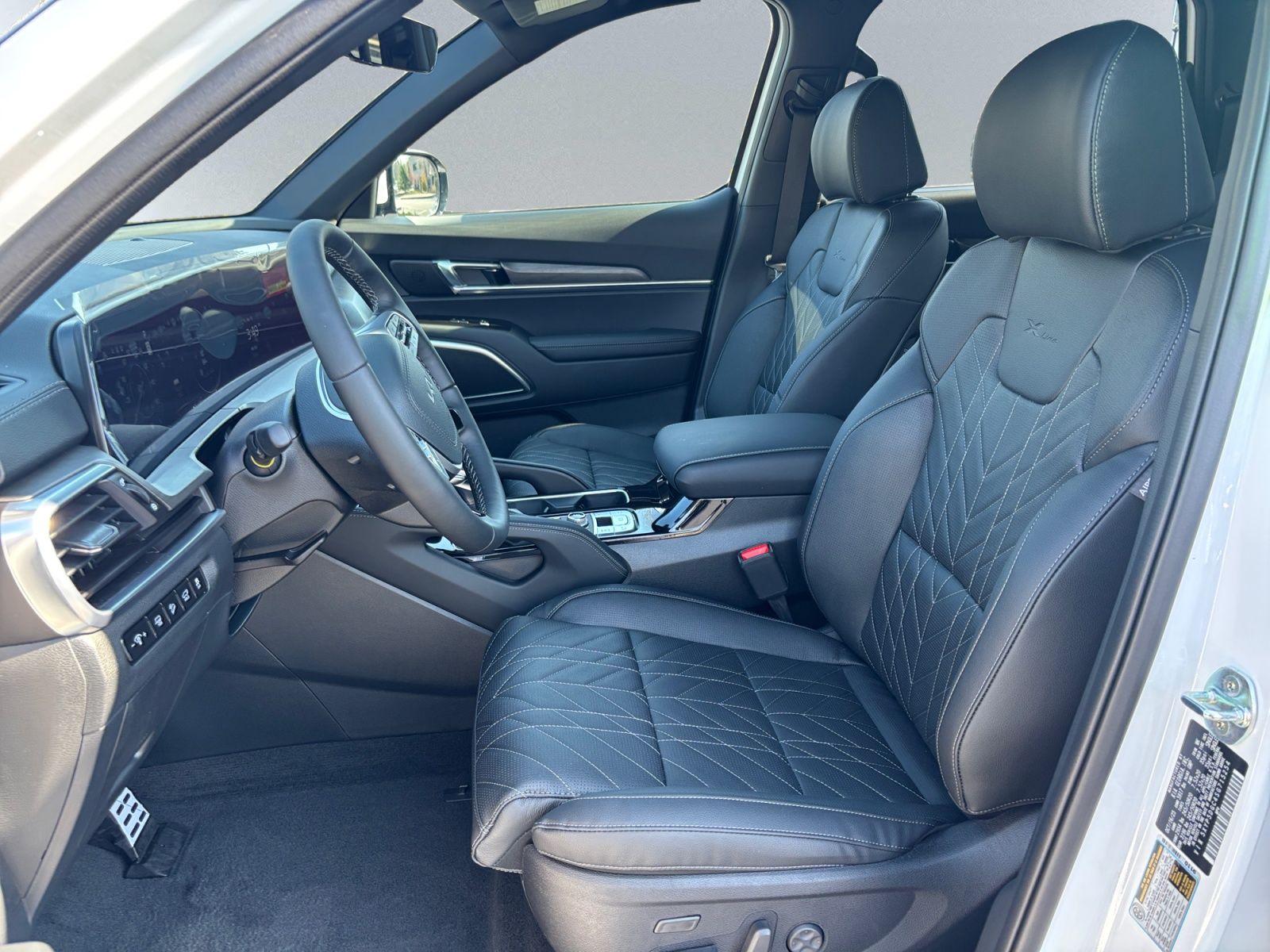 used 2025 Kia Telluride car, priced at $51,495