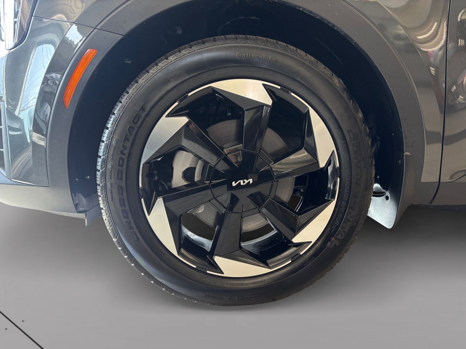 used 2025 Kia Sorento Hybrid car, priced at $44,998