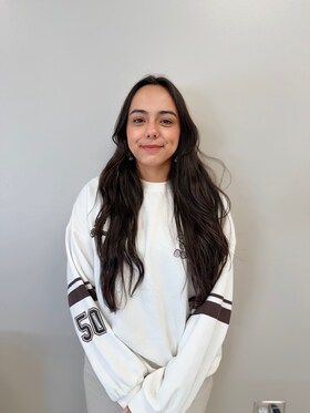 Staff member Veronica Mejia from ID_541442