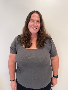 Staff member Pamela Leite from ID_08c76c