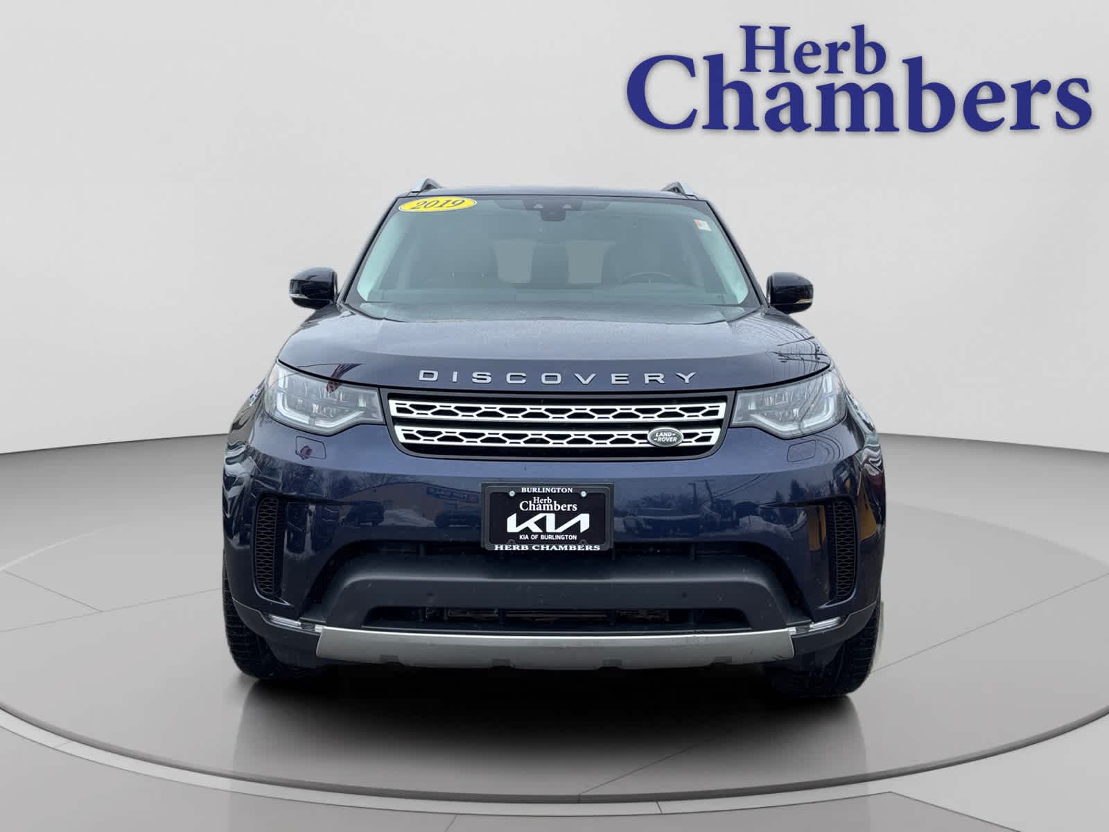 used 2019 Land Rover Discovery car, priced at $21,215