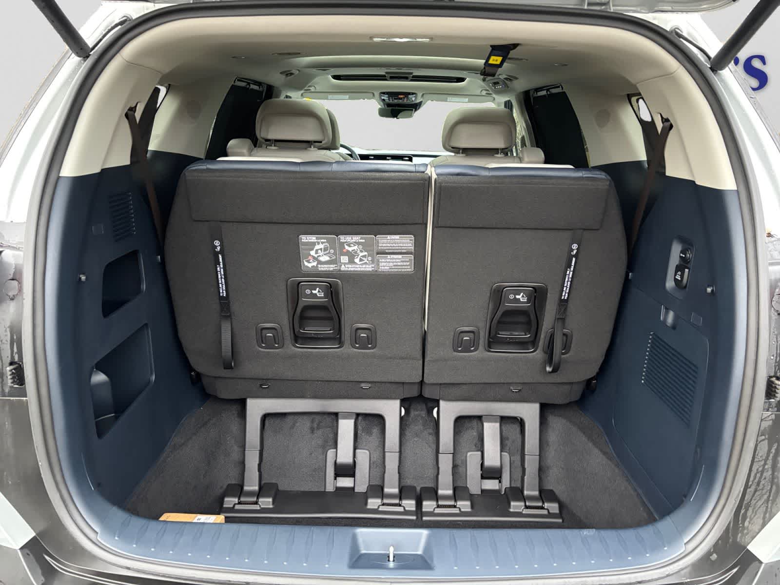 2025 Kia Carnival SX Prestige - Photo 6