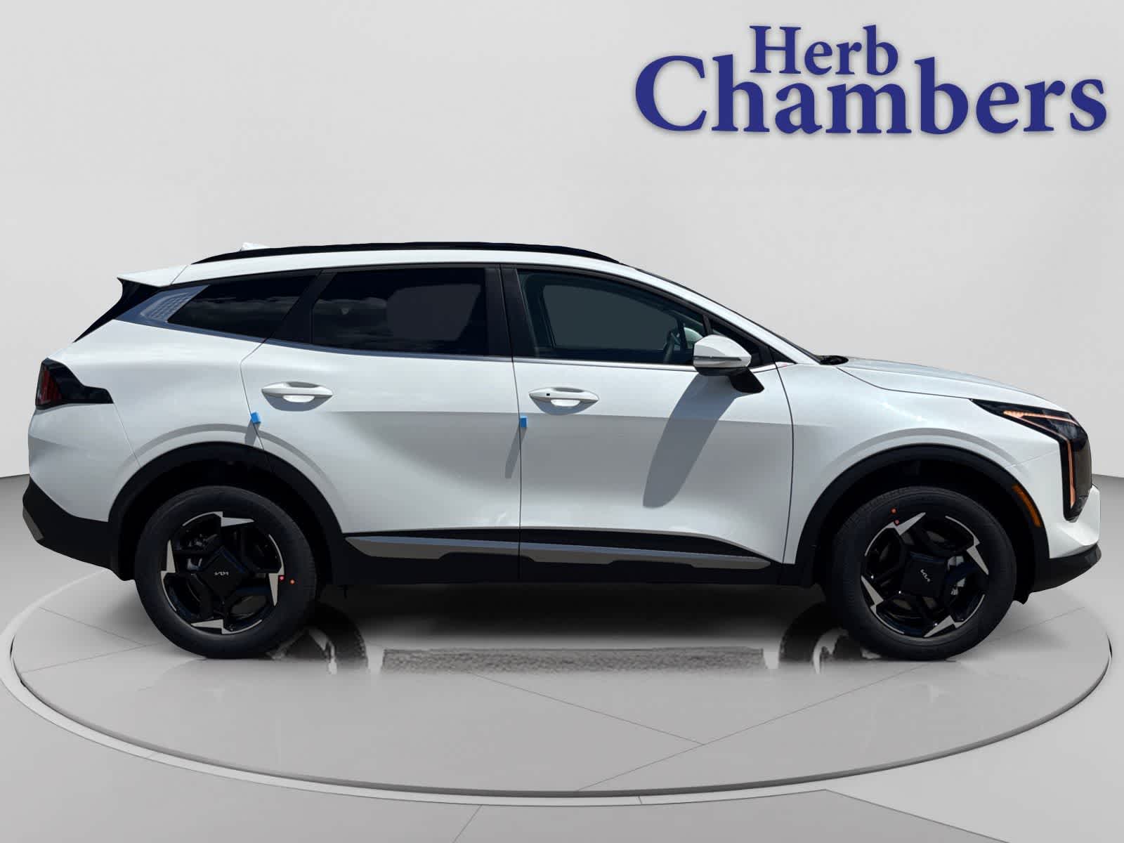 new 2026 Kia Sportage Hybrid car, priced at $37,155