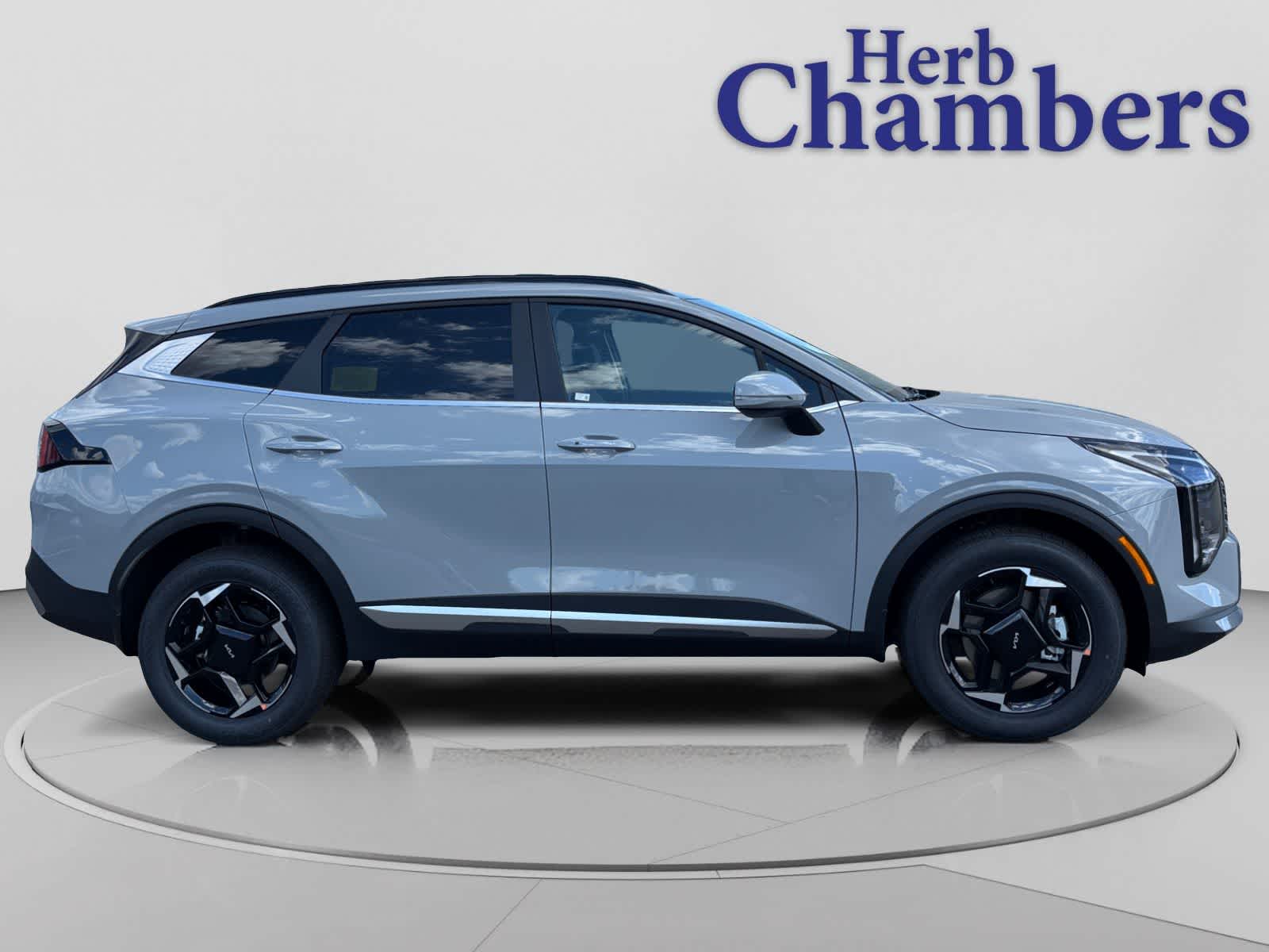 new 2026 Kia Sportage car, priced at $35,735