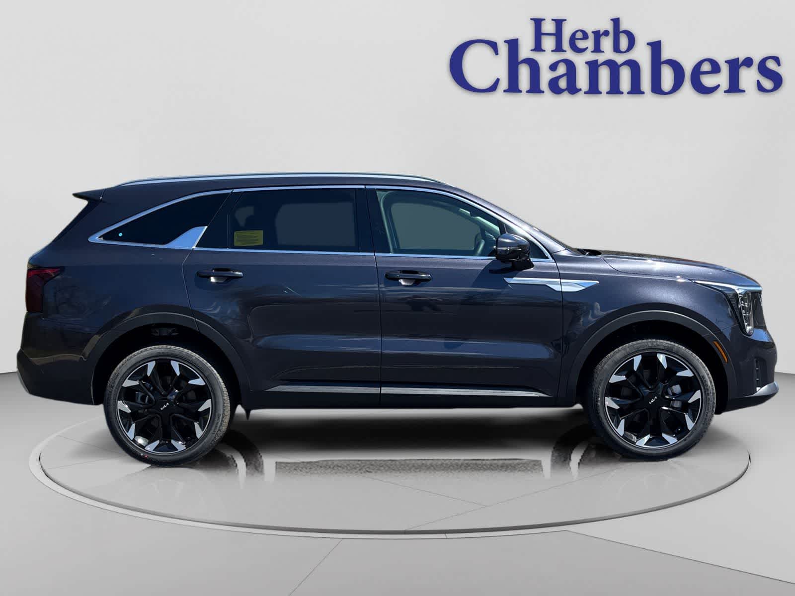 new 2026 Kia Sorento car, priced at $41,745