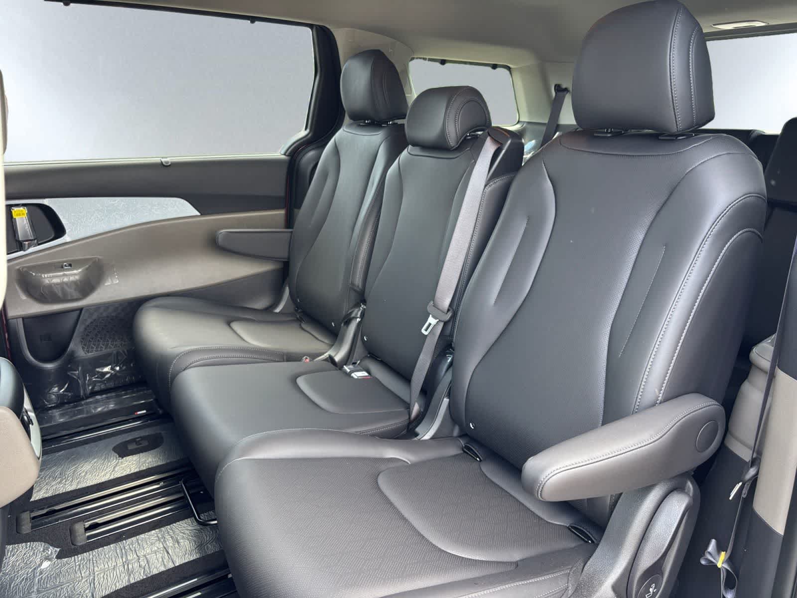 new 2026 Kia Carnival car