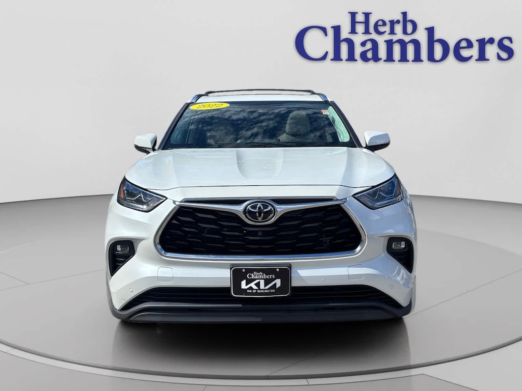 Used 2022 Toyota Highlander Limited SUV