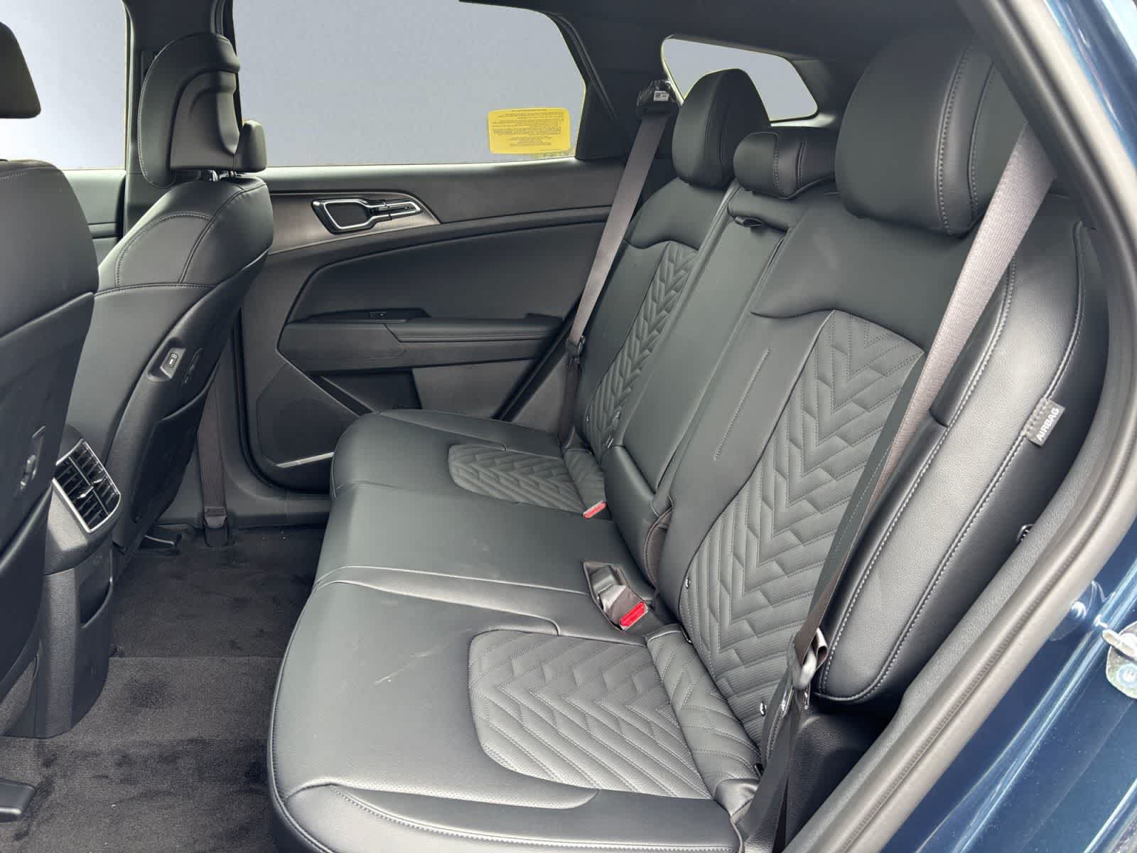 new 2026 Kia Sportage Plug-In Hybrid car, priced at $39,626