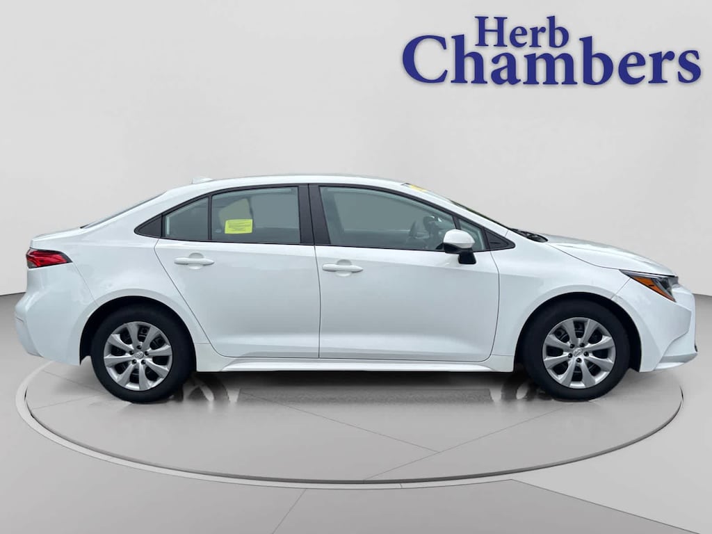 Used 2024 Toyota Corolla LE Sedan