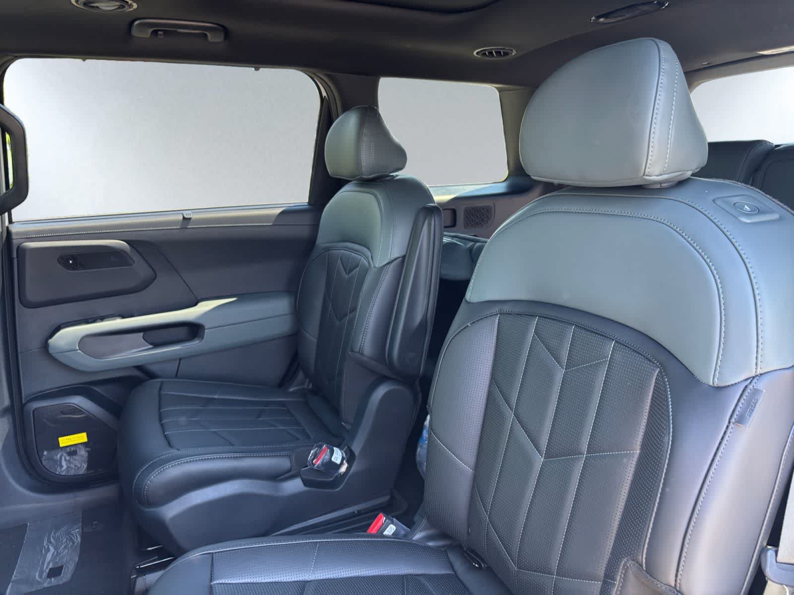 new 2027 Kia Telluride Hybrid car, priced at $57,700