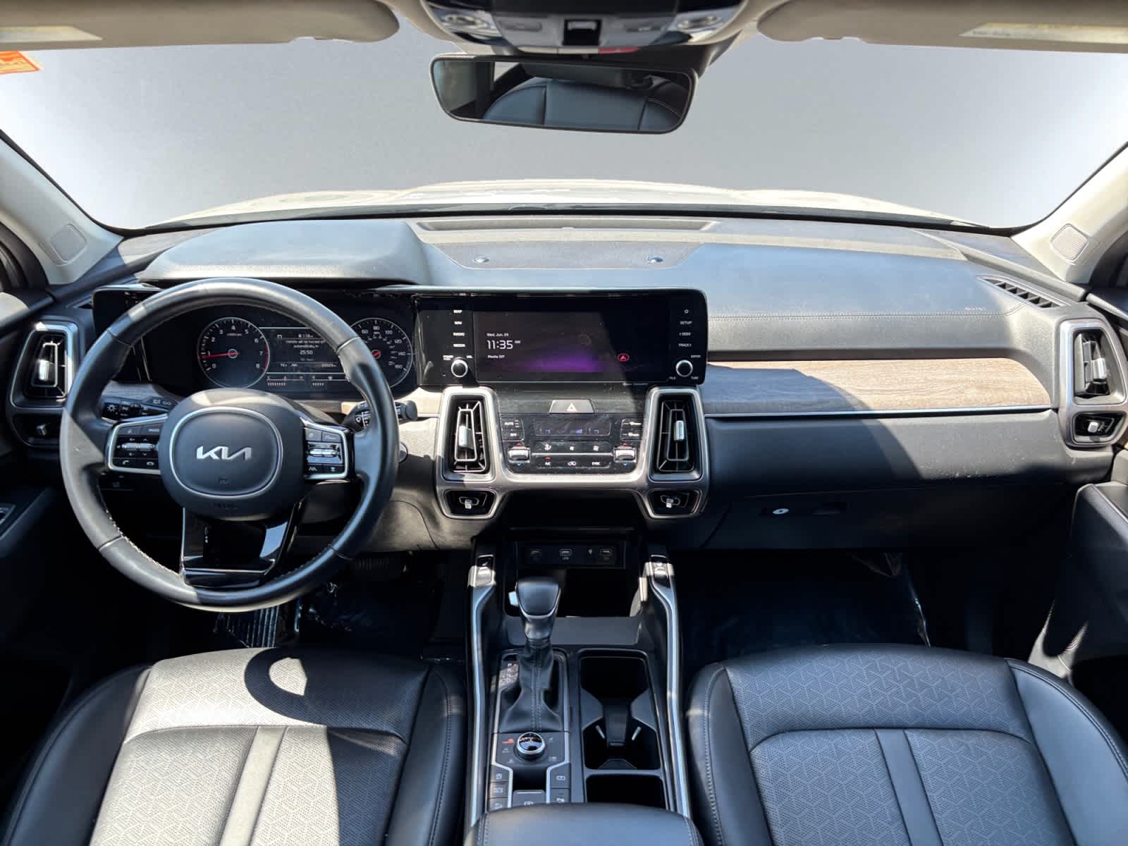used 2023 Kia Sorento car, priced at $31,999