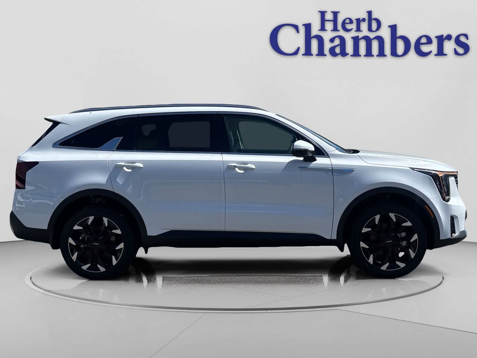new 2026 Kia Sorento car, priced at $42,155