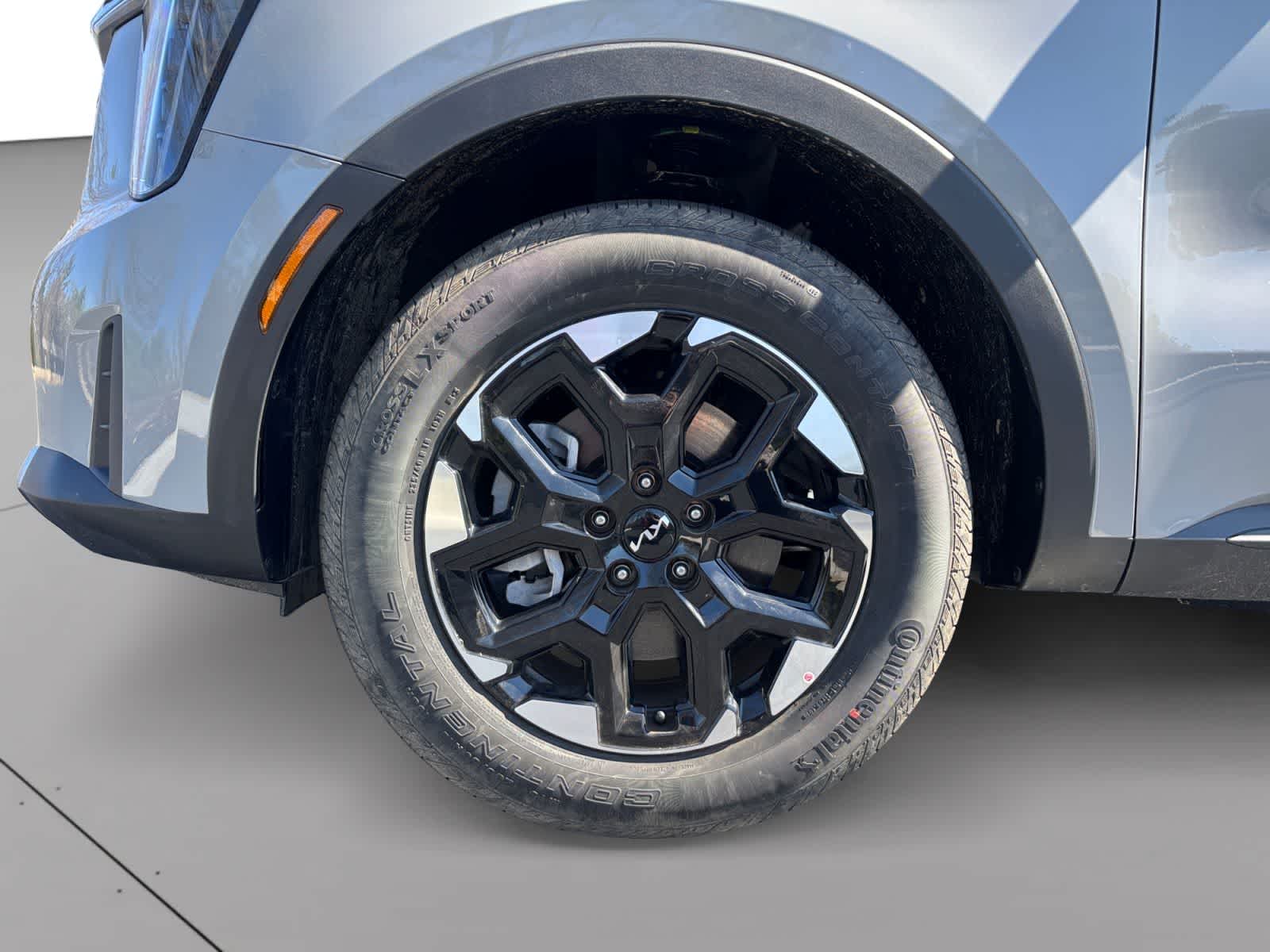 new 2026 Kia Sorento car, priced at $40,330