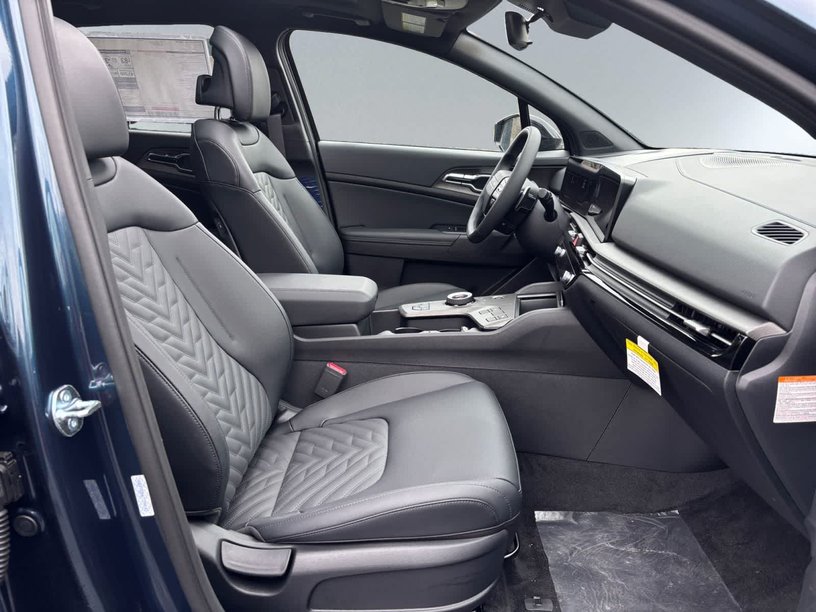 new 2026 Kia Sportage Plug-In Hybrid car, priced at $39,626