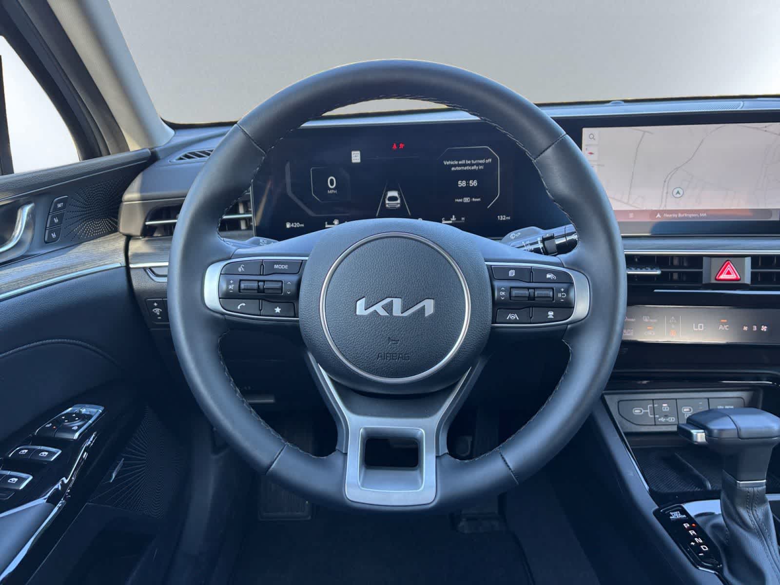 2025 Kia K5 EX - Photo 12