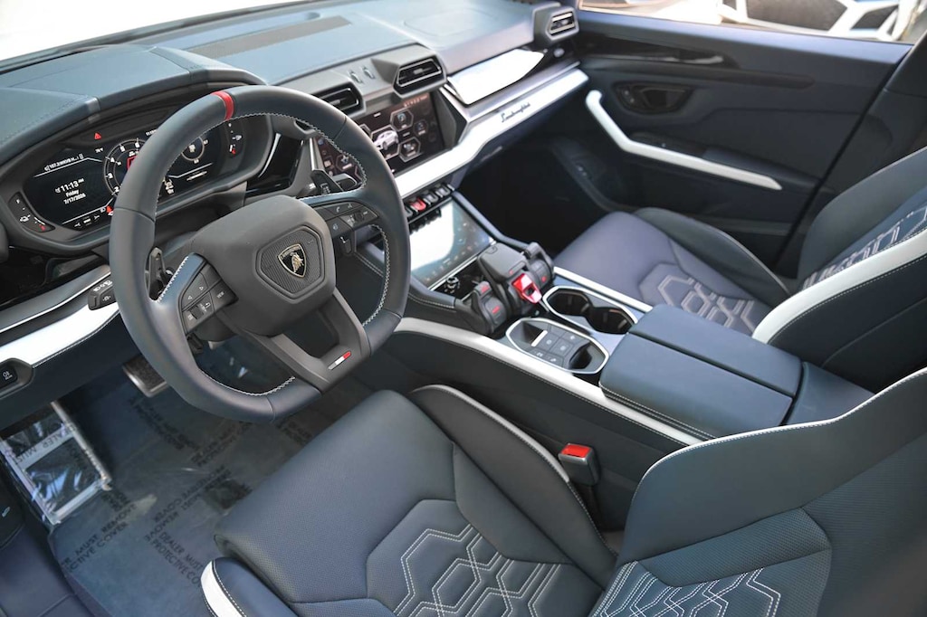 Certified 2025 Lamborghini Urus SE AWD