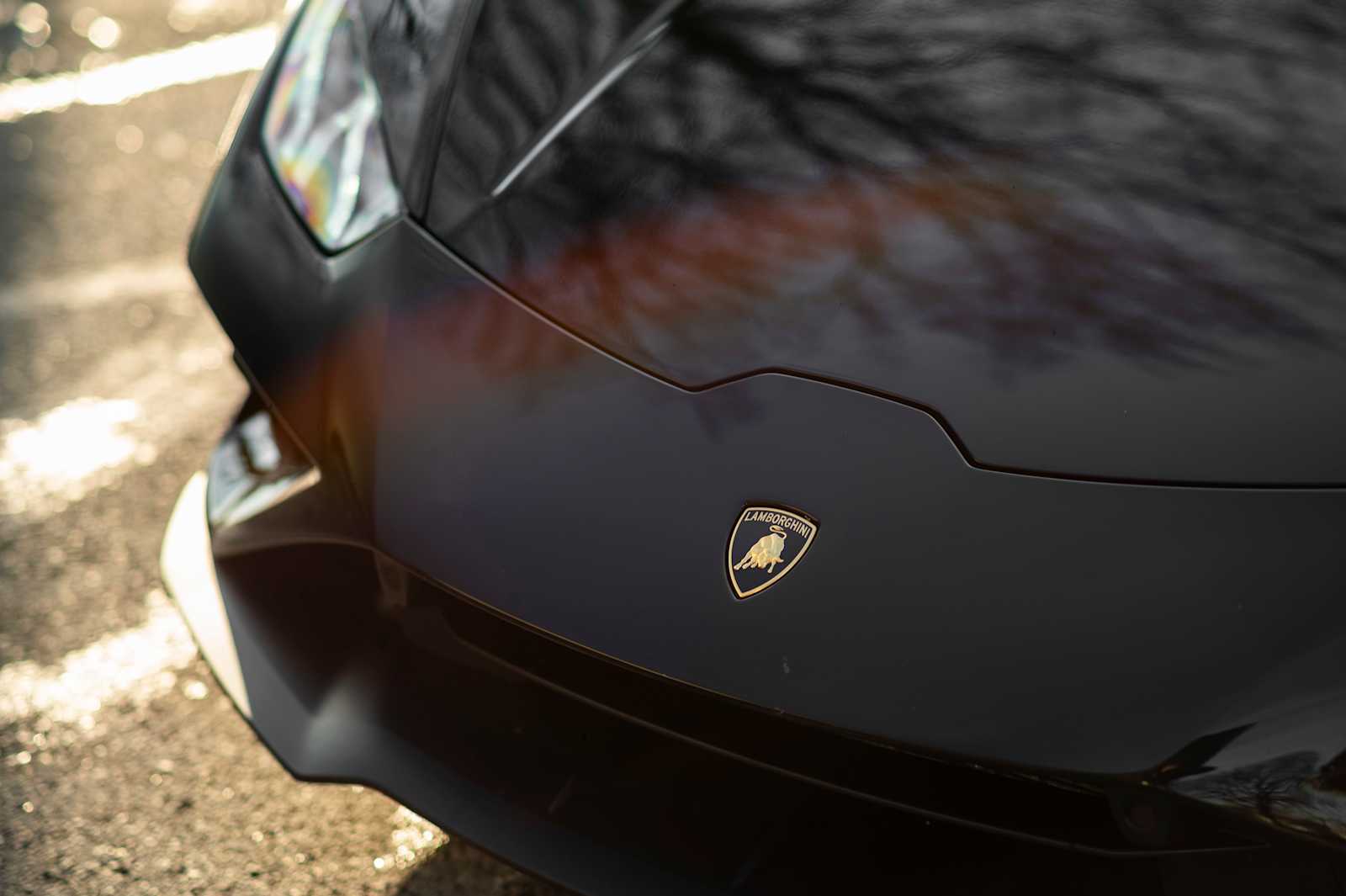 used 2021 Lamborghini Huracan EVO car, priced at $259,998