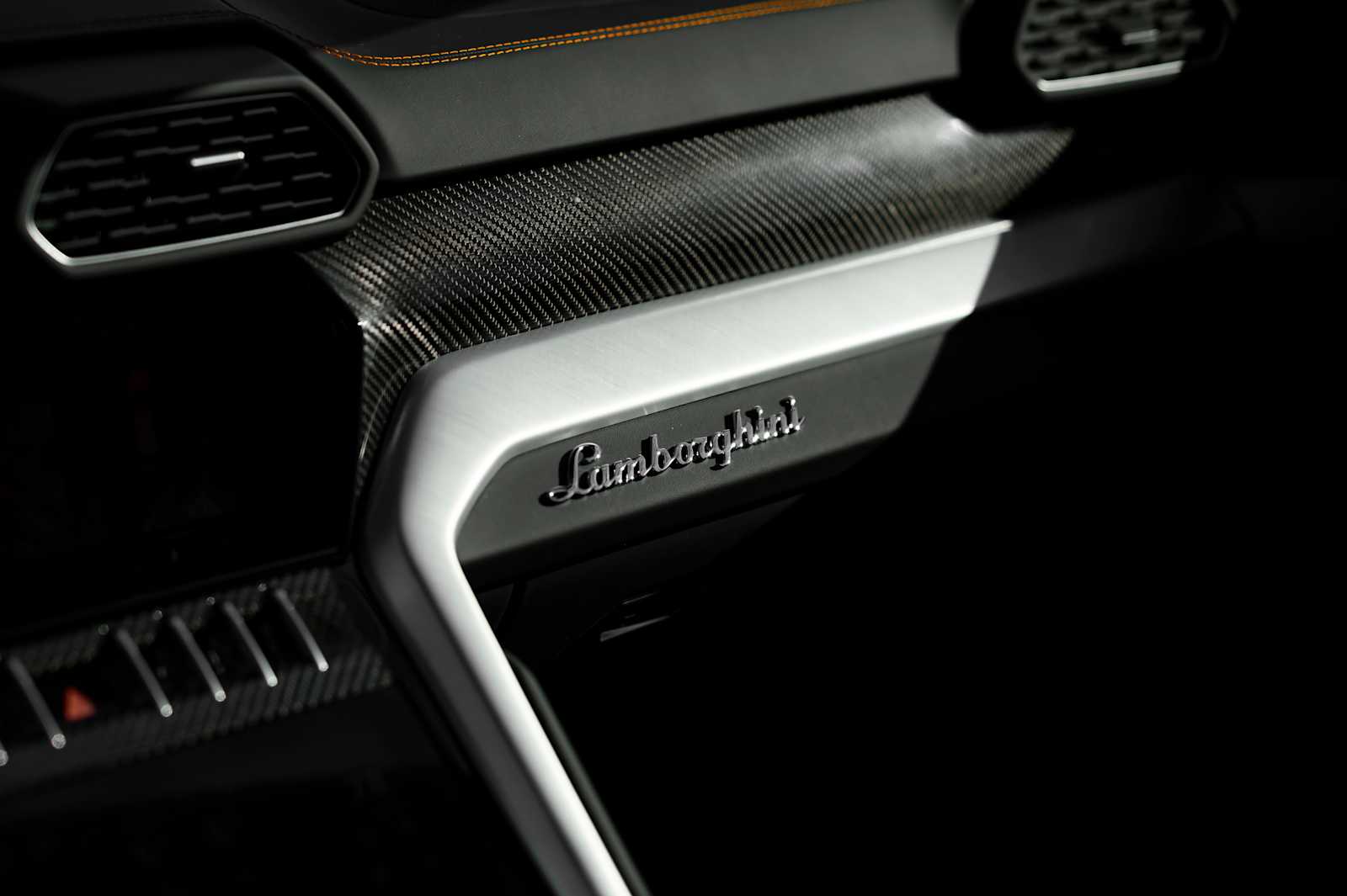 used 2024 Lamborghini Urus car, priced at $265,988