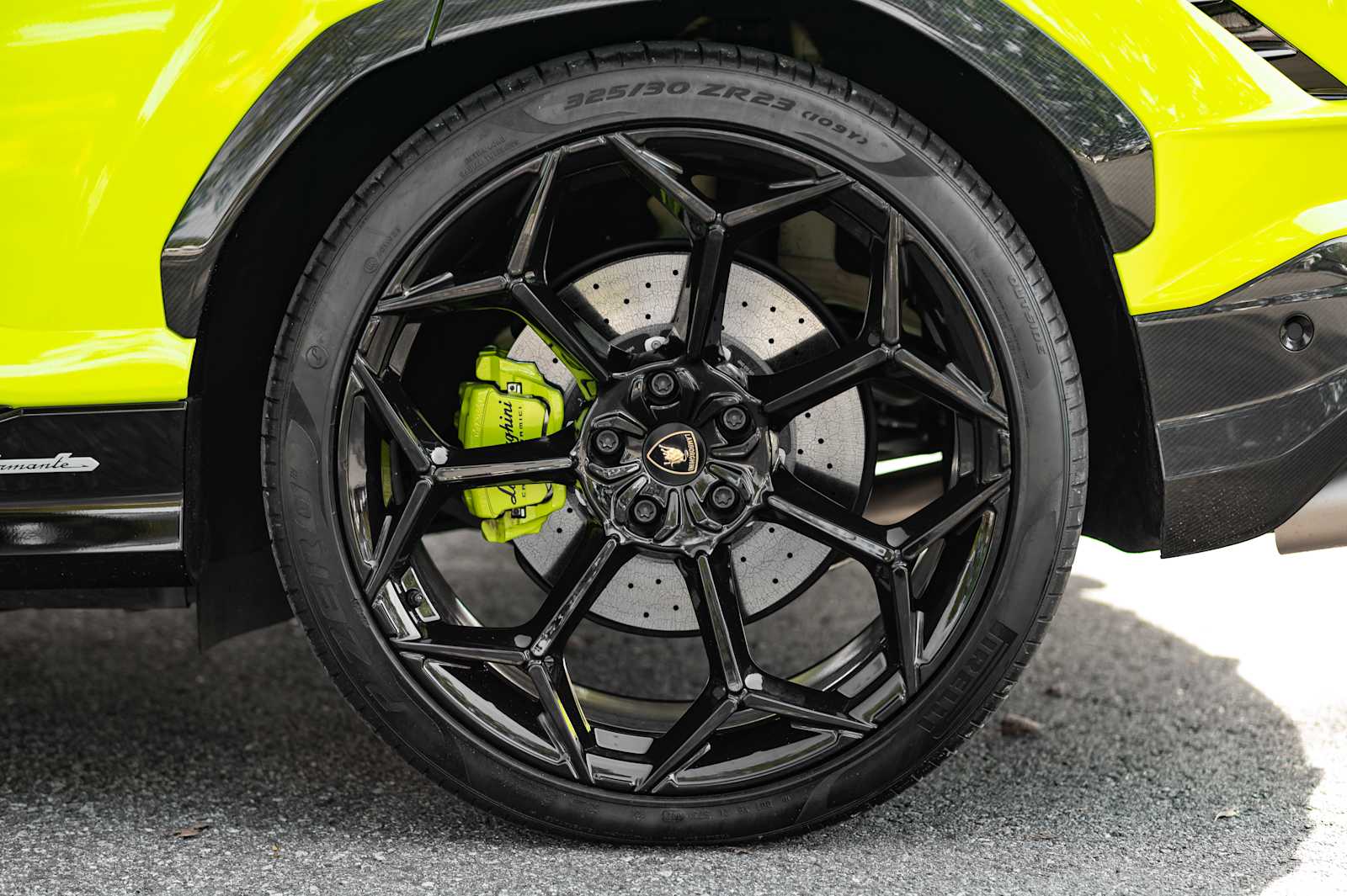 used 2024 Lamborghini Urus car, priced at $292,900