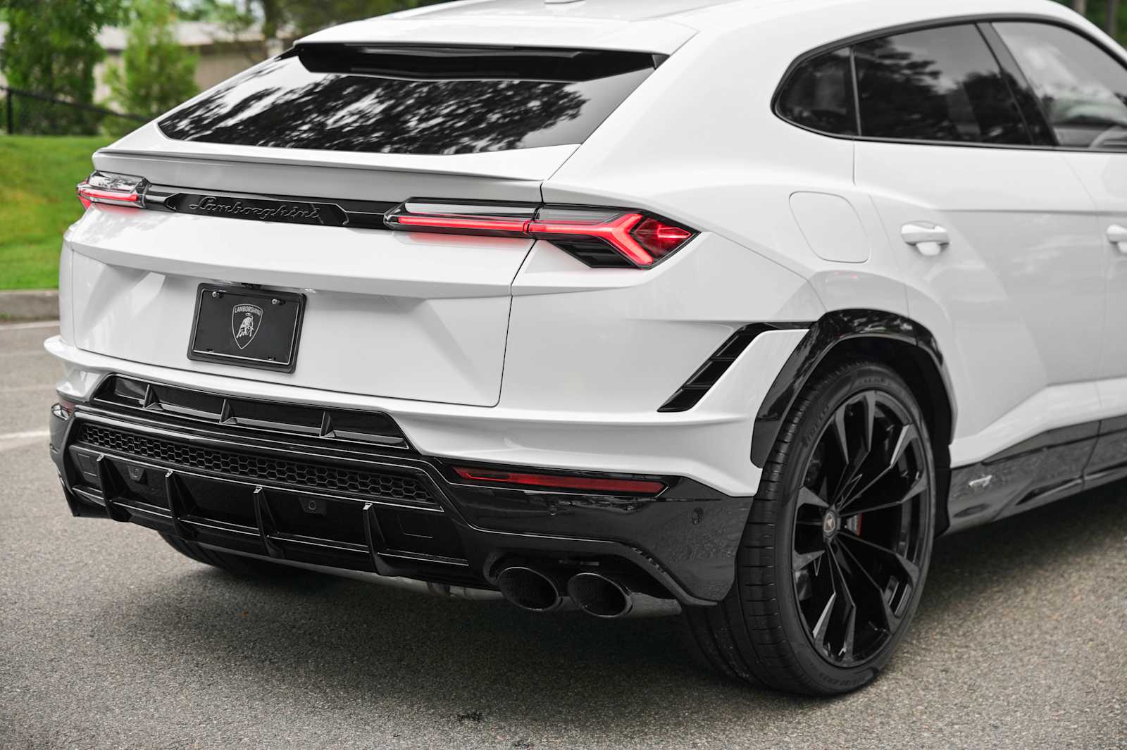 2024 Lamborghini Urus S - Photo 10