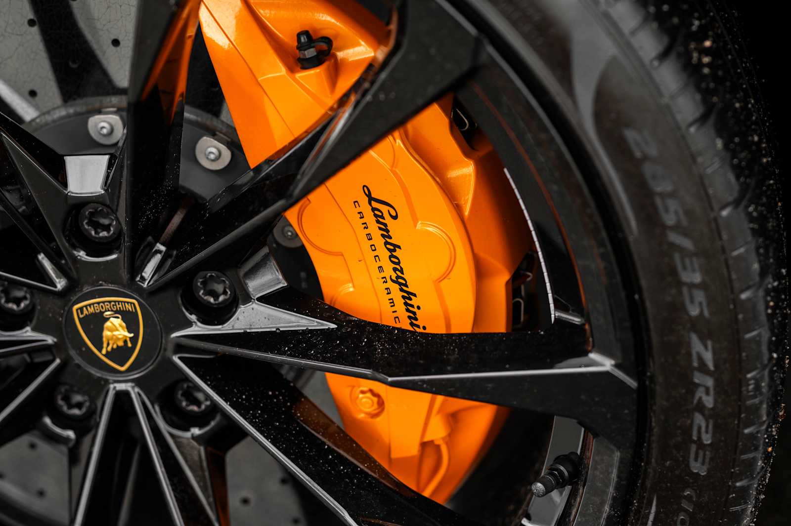 used 2024 Lamborghini Urus car, priced at $256,877