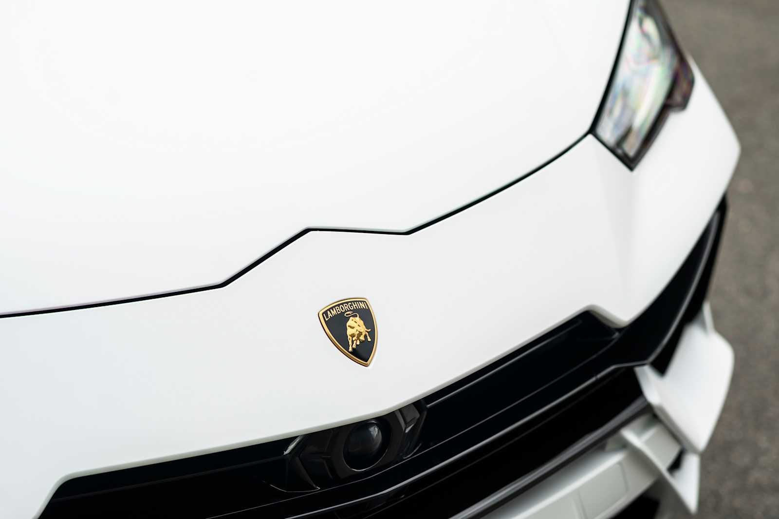 2023 Lamborghini Urus S - Photo 15
