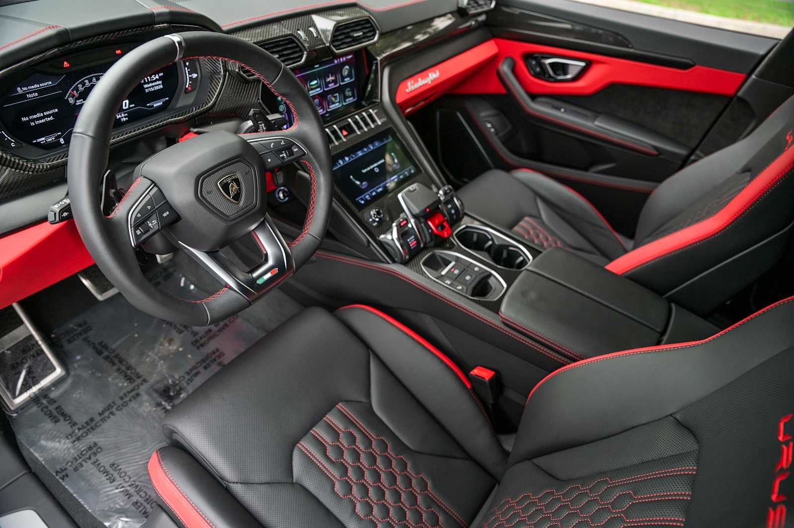 2024 Lamborghini Urus S - Photo 4