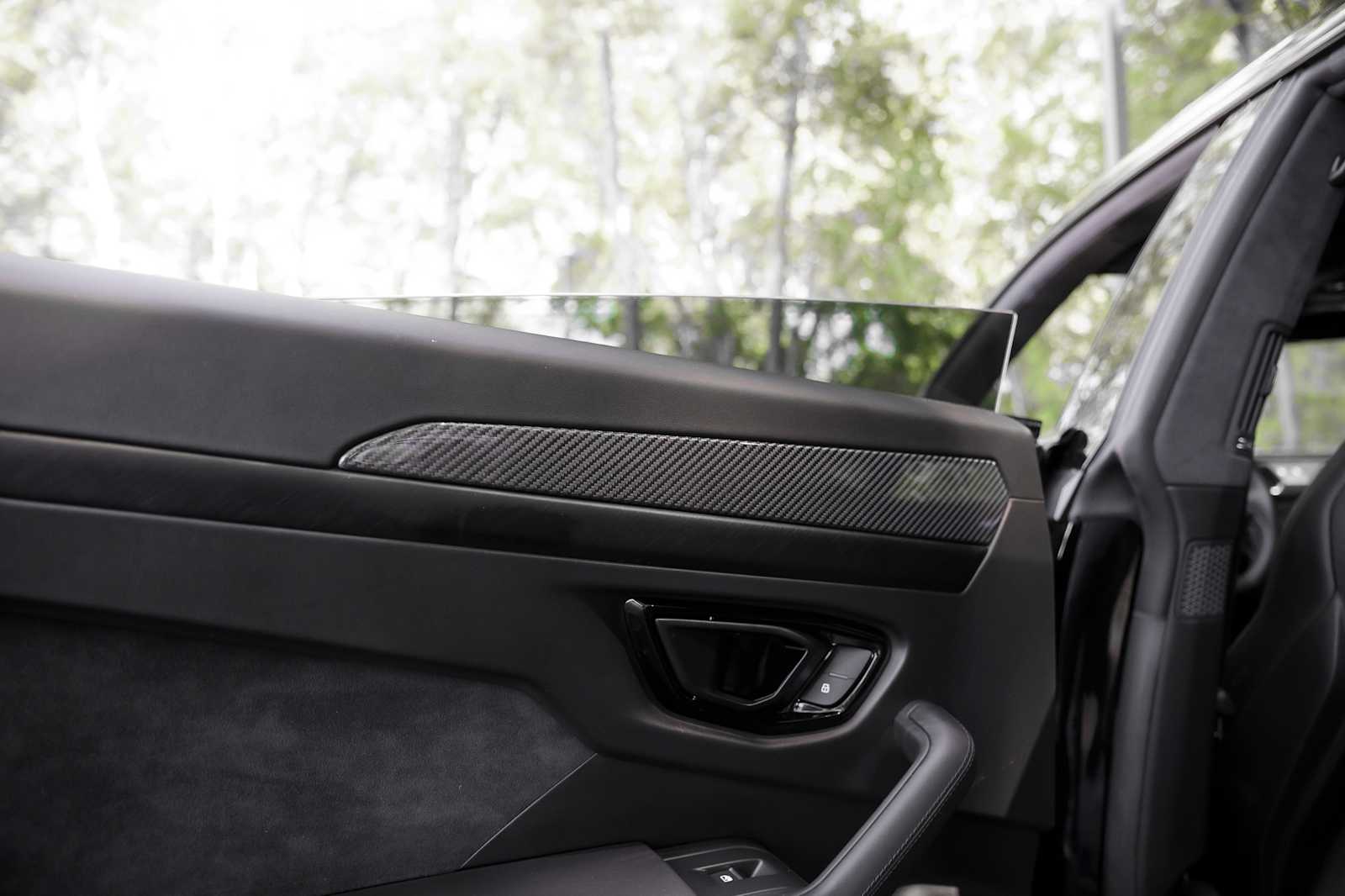 2024 Lamborghini Urus S - Photo 39