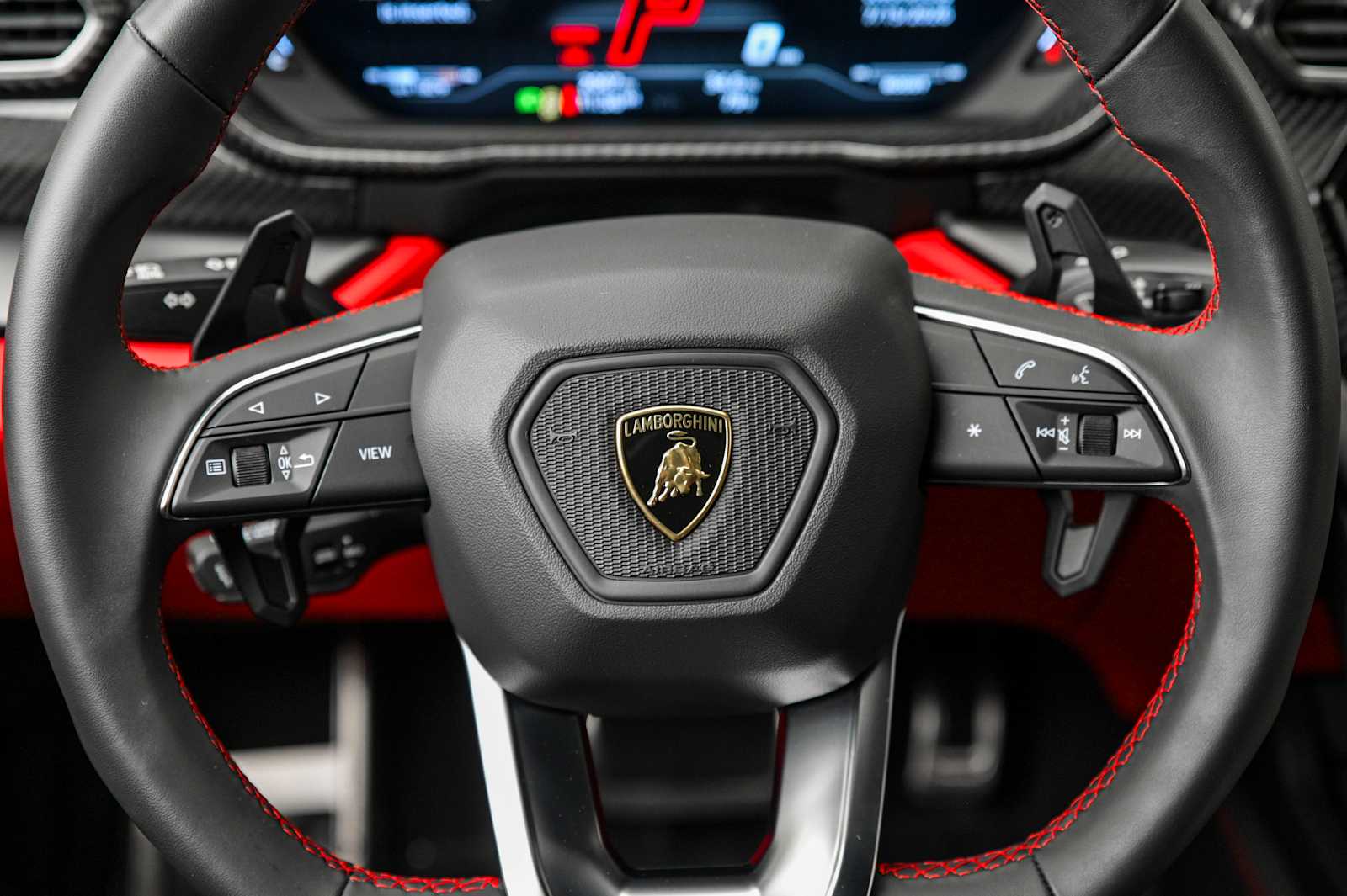 2024 Lamborghini Urus S - Photo 44