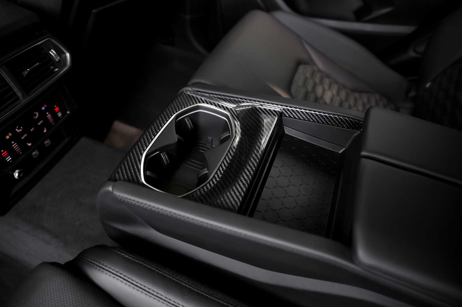 2024 Lamborghini Urus S - Photo 46