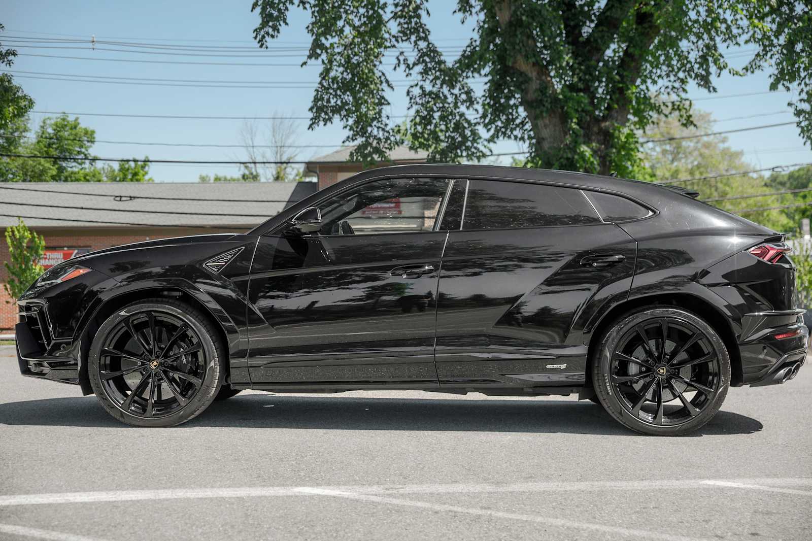 2024 Lamborghini Urus S - Photo 13