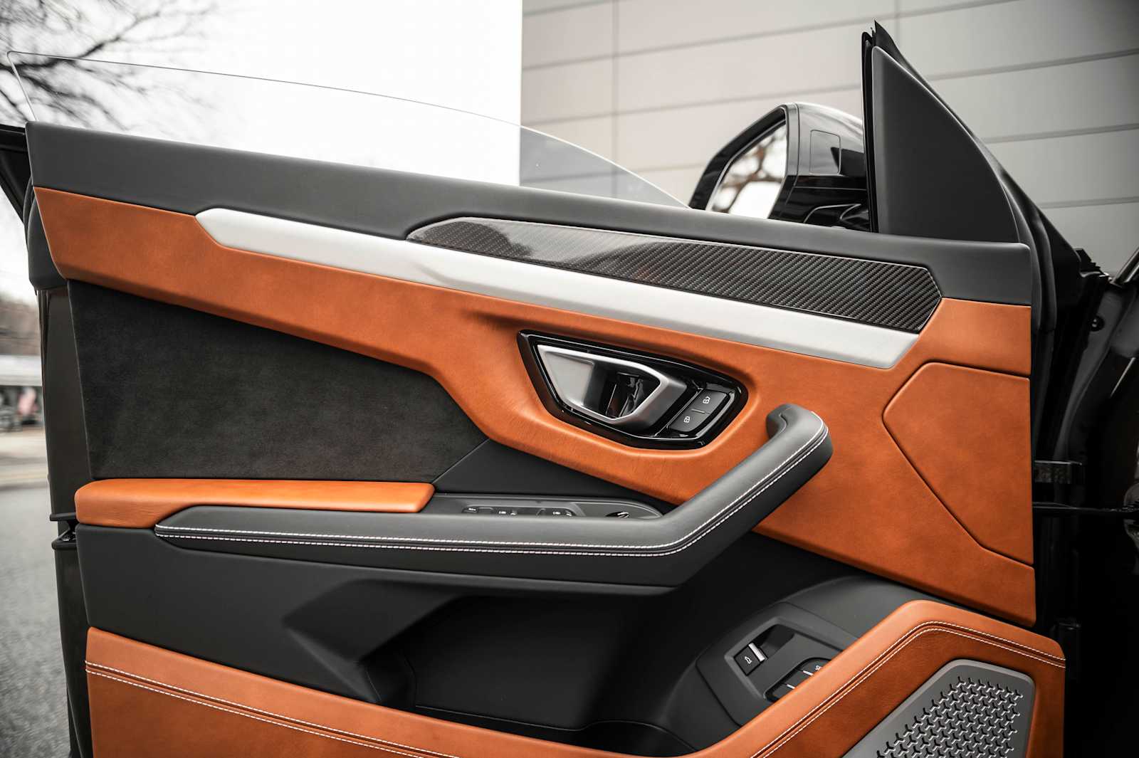 used 2024 Lamborghini Urus car, priced at $256,877