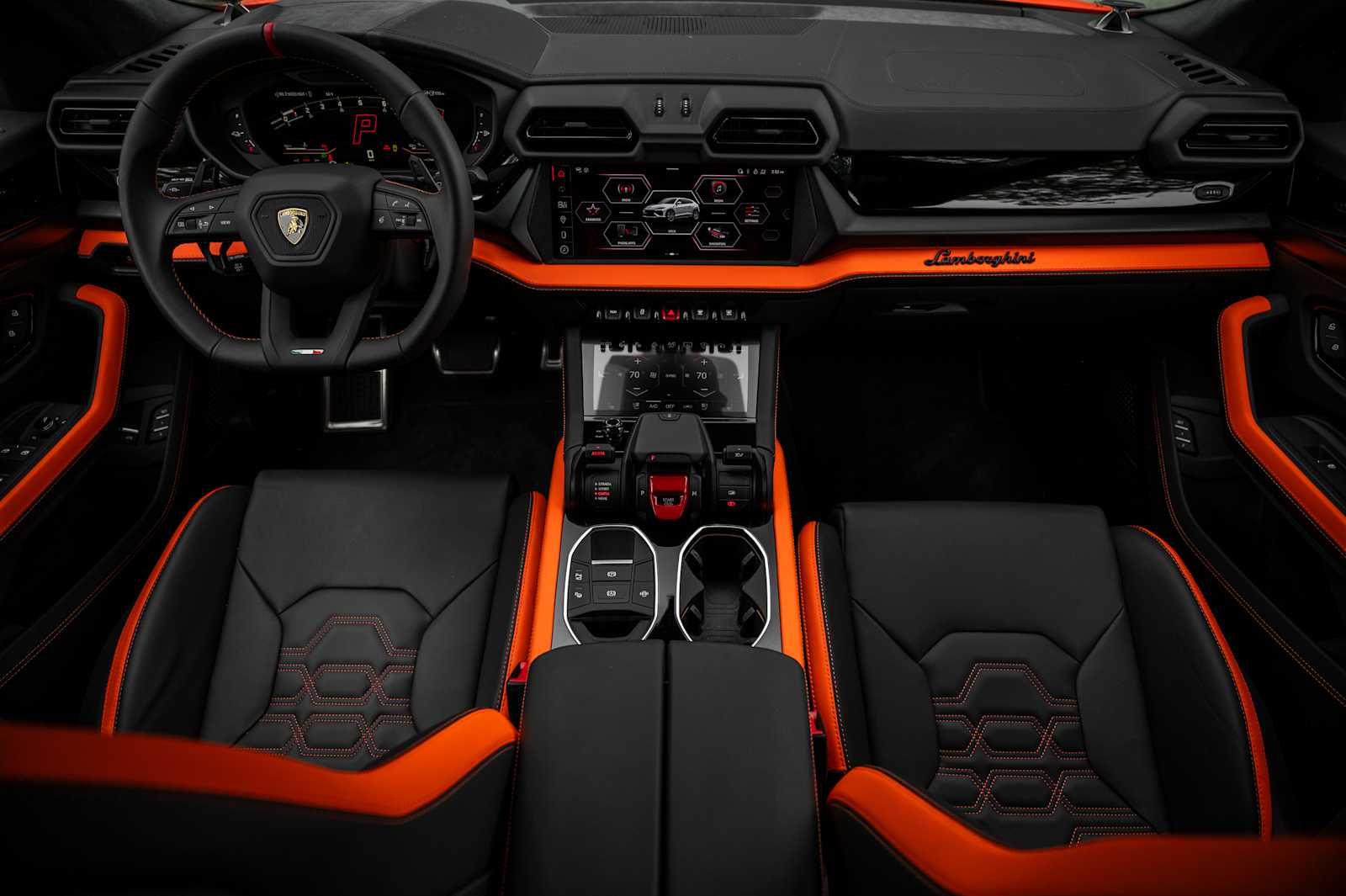 2025 Lamborghini Urus SE - Photo 34