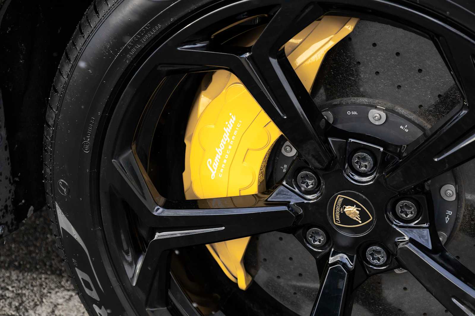 used 2019 Lamborghini Urus car, priced at $163,988