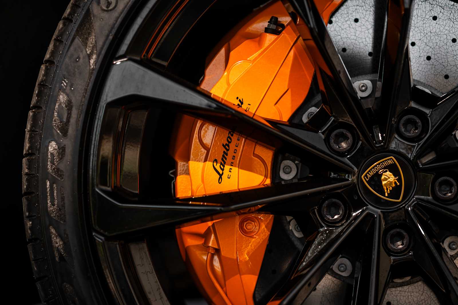 used 2024 Lamborghini Urus car, priced at $263,788