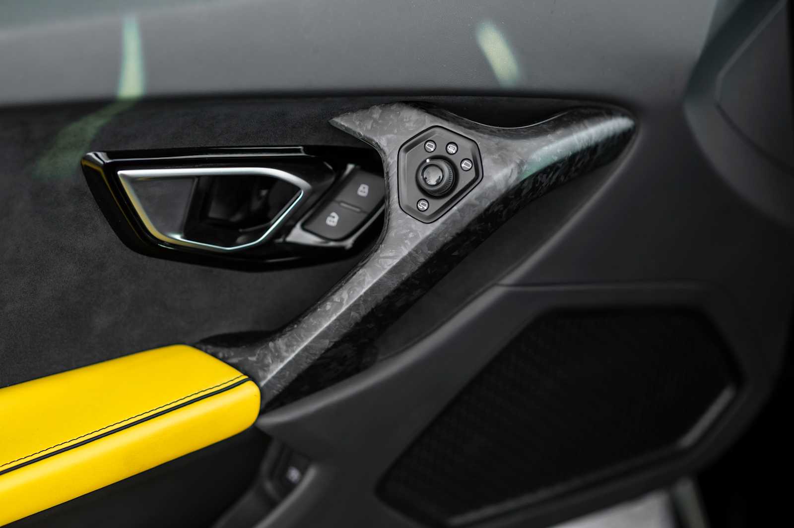 used 2021 Lamborghini Huracan EVO car, priced at $259,998