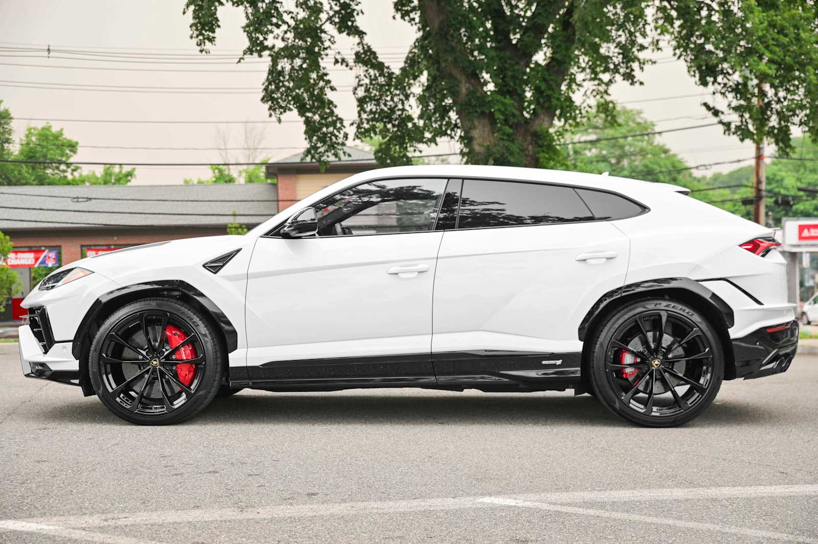 2024 Lamborghini Urus S - Photo 11