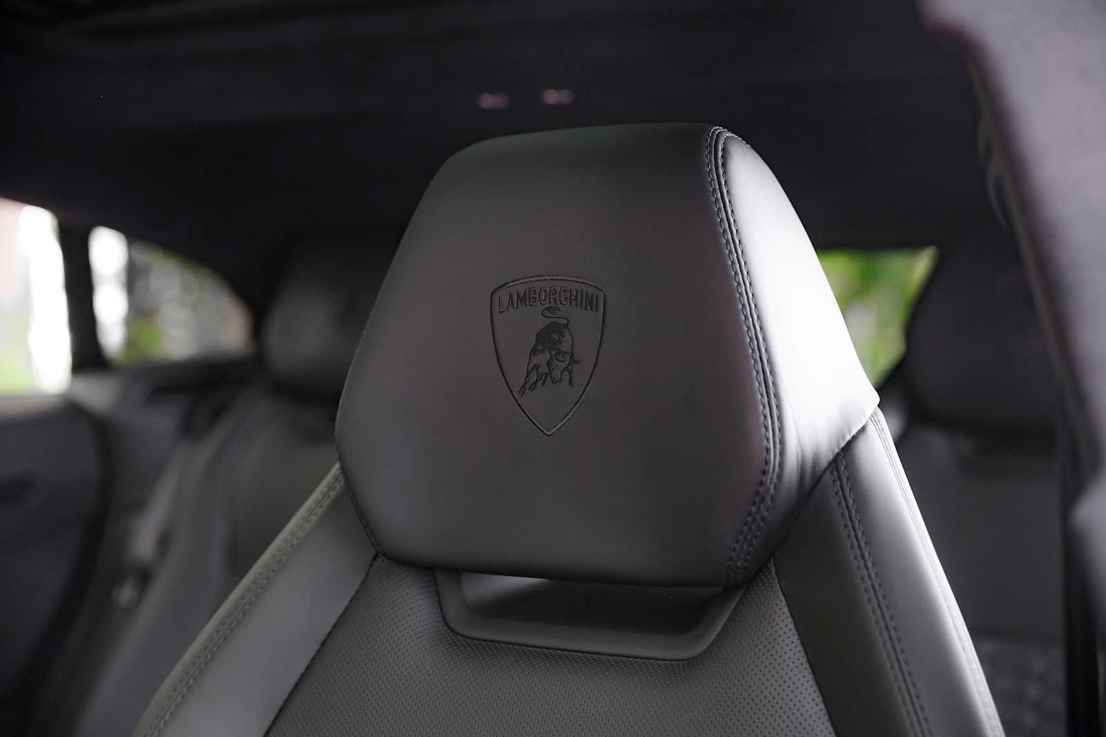 2024 Lamborghini Urus S - Photo 34