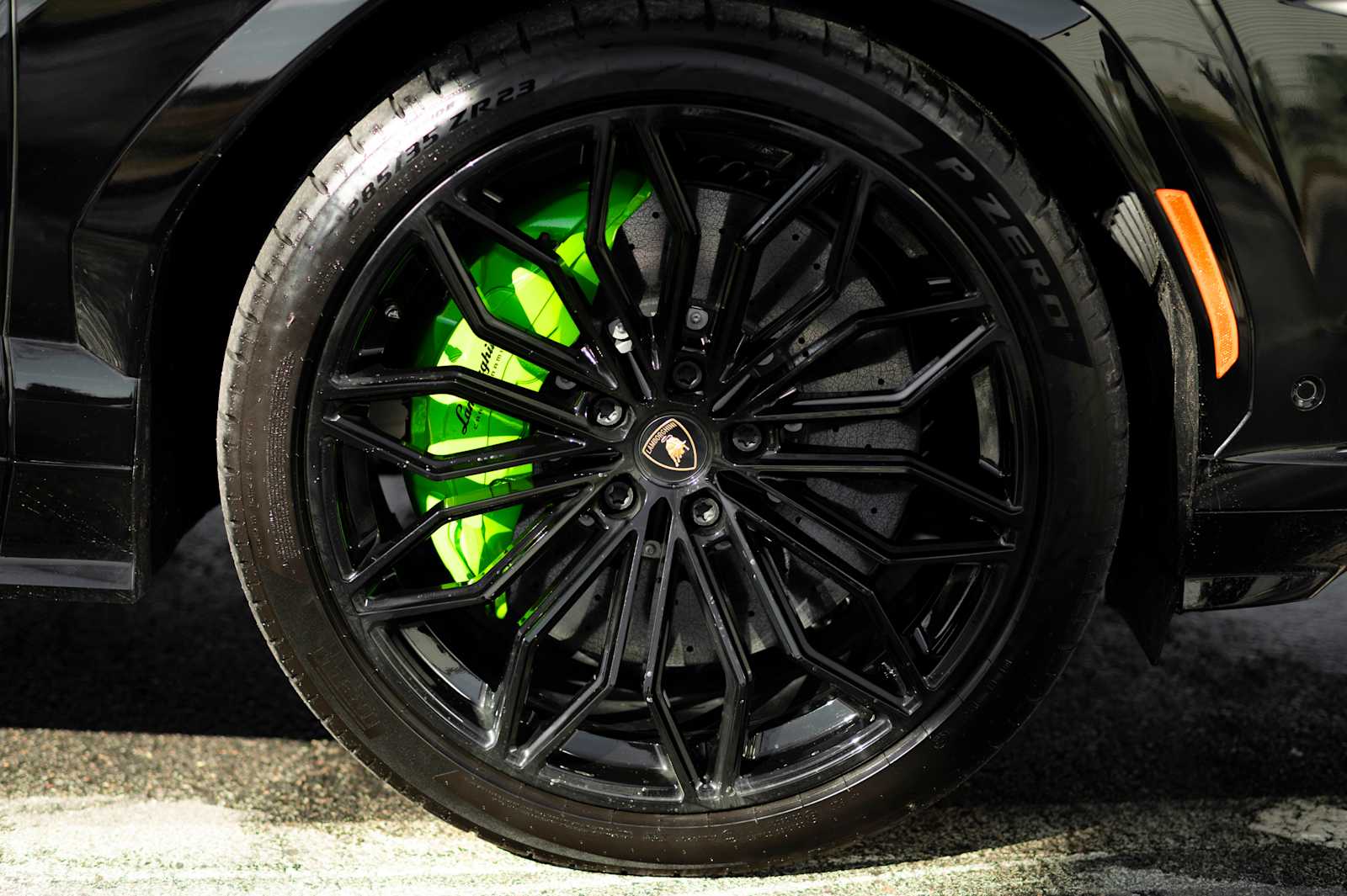 used 2025 Lamborghini Urus car, priced at $319,998