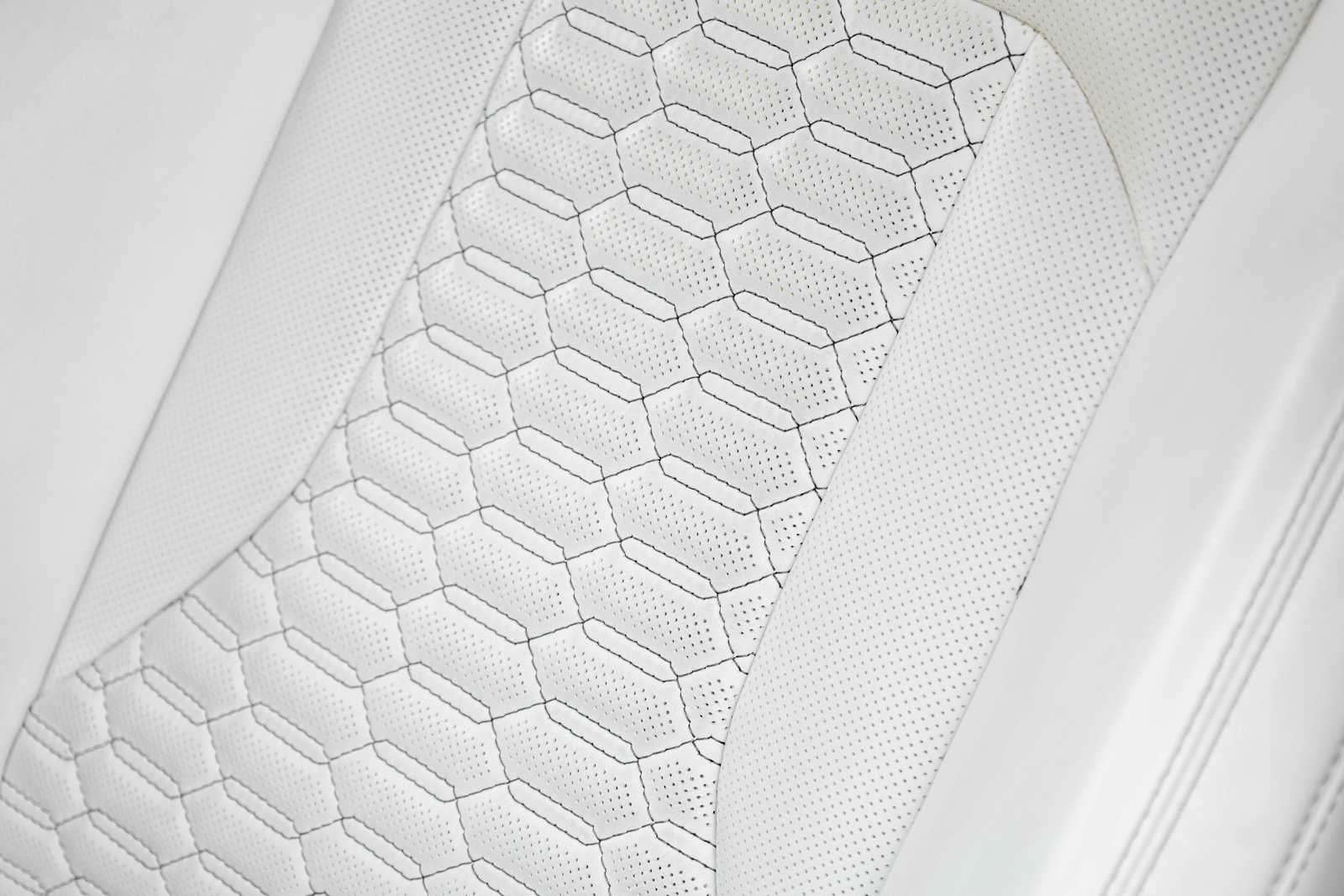 used 2019 Lamborghini Urus car, priced at $163,988