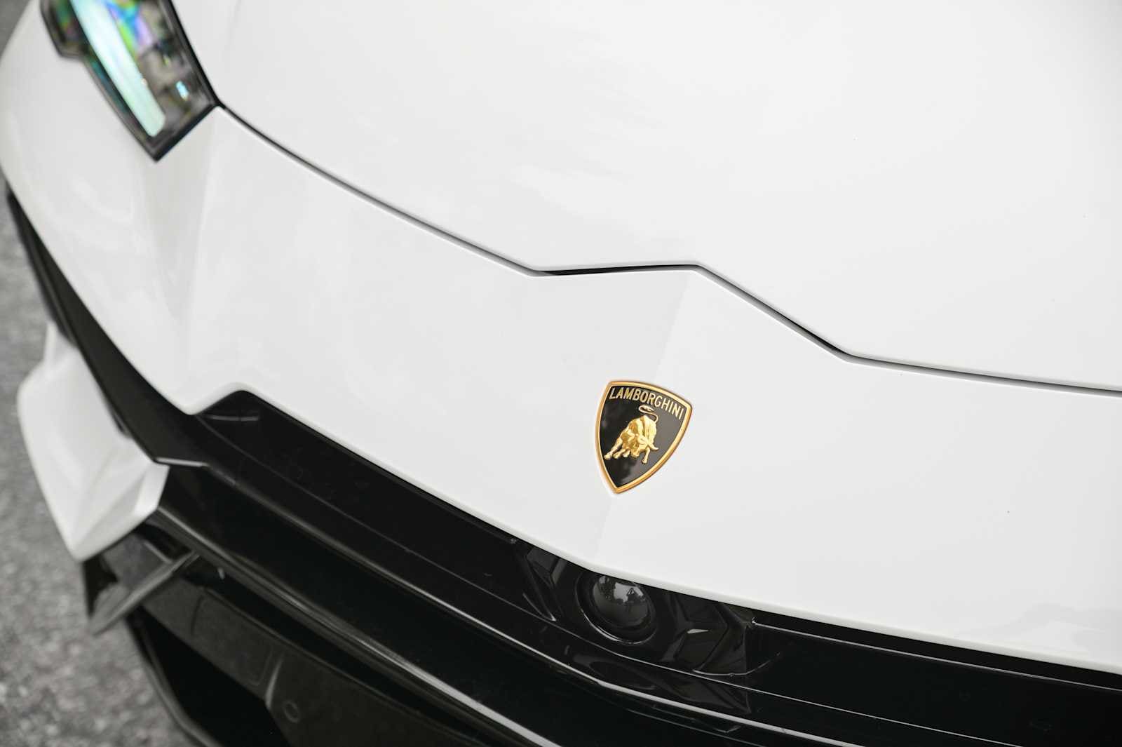 2024 Lamborghini Urus S - Photo 18