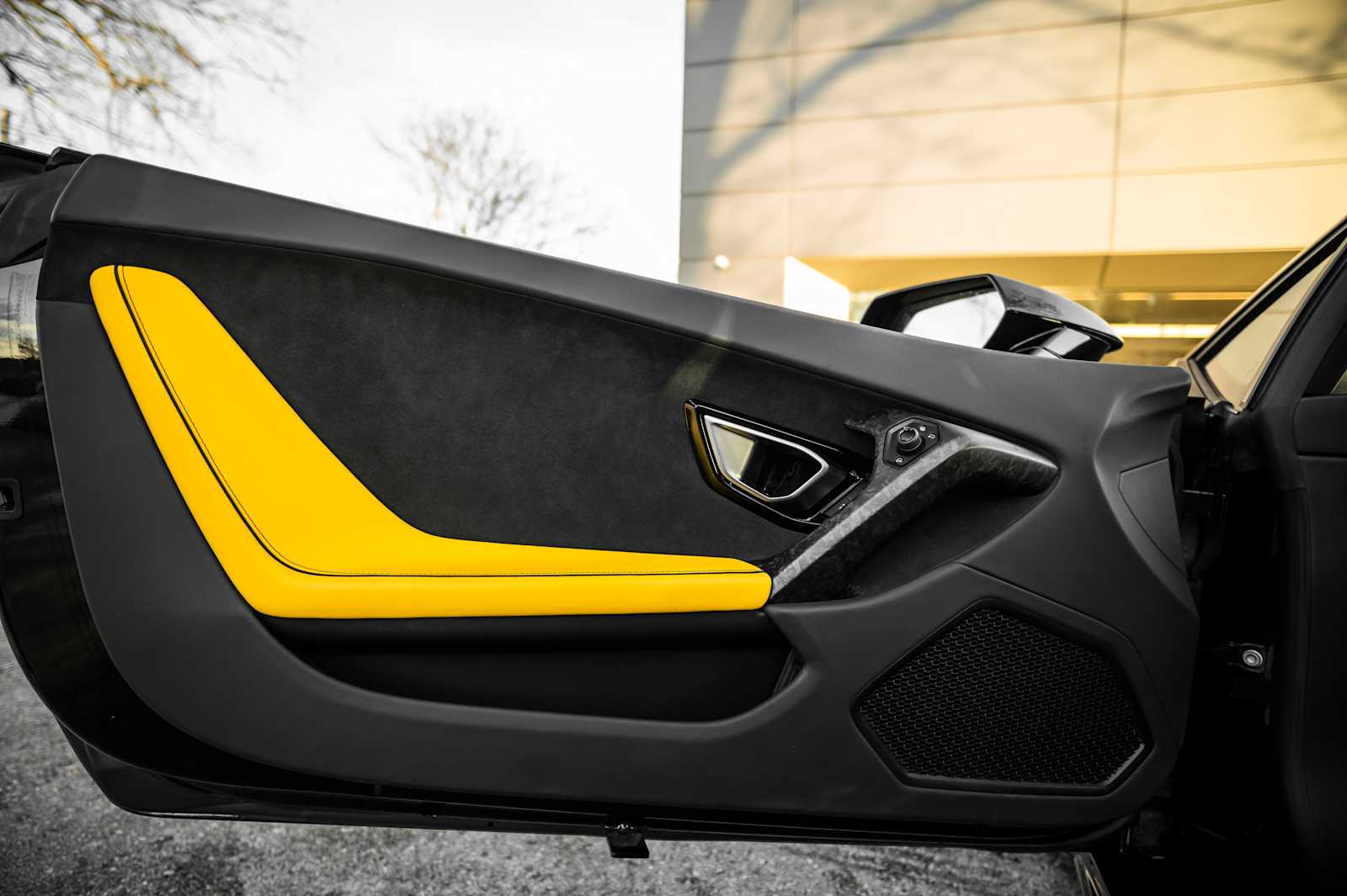 used 2021 Lamborghini Huracan EVO car, priced at $259,998